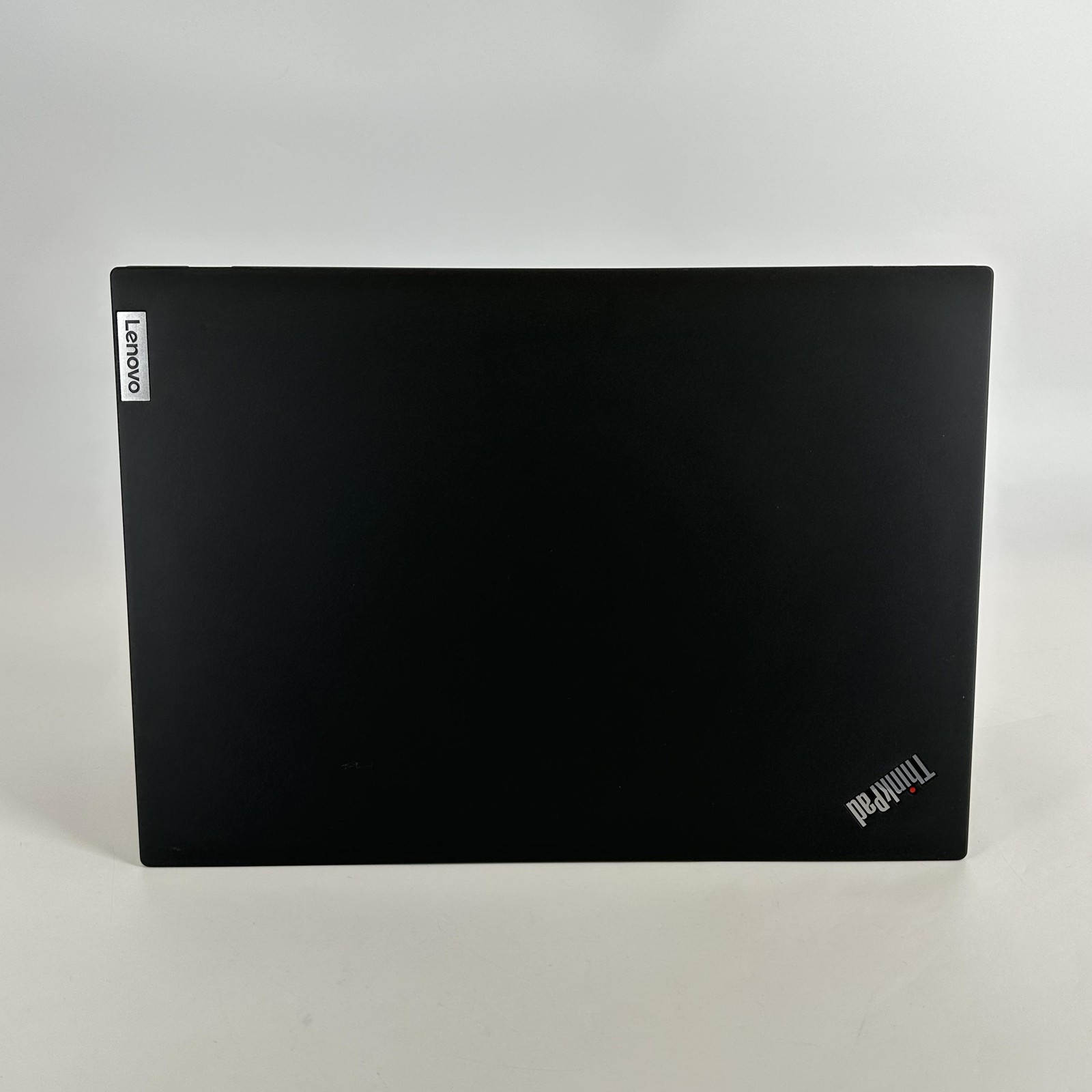 Lenovo ThinkPad T16 Gen 1 Gray FHD+ 2.2 GHz i7-1270P 16GB 512GB SSD FRAME SPLIT