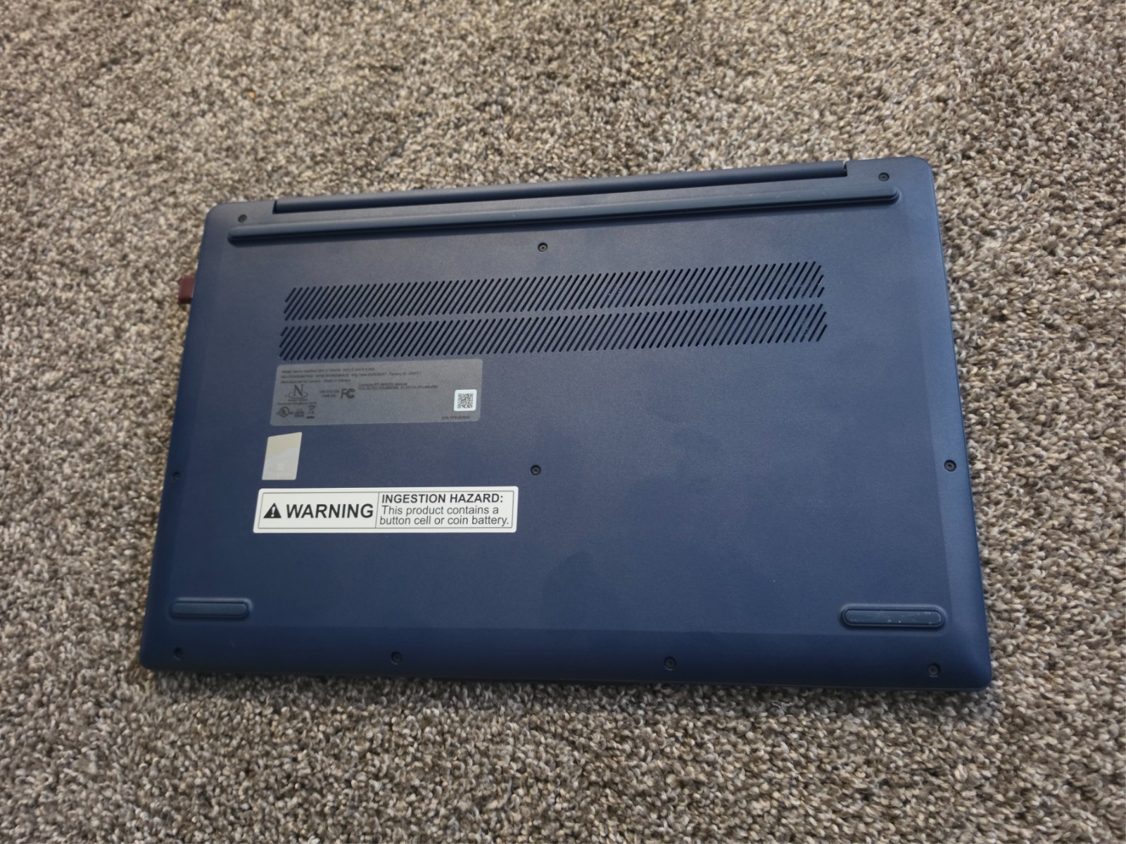 Lenovo IdeaPad Slim 3i 15.6″ Laptop, Intel Core i3-N305, 8GB, 256 SSD, 82XB00BMU