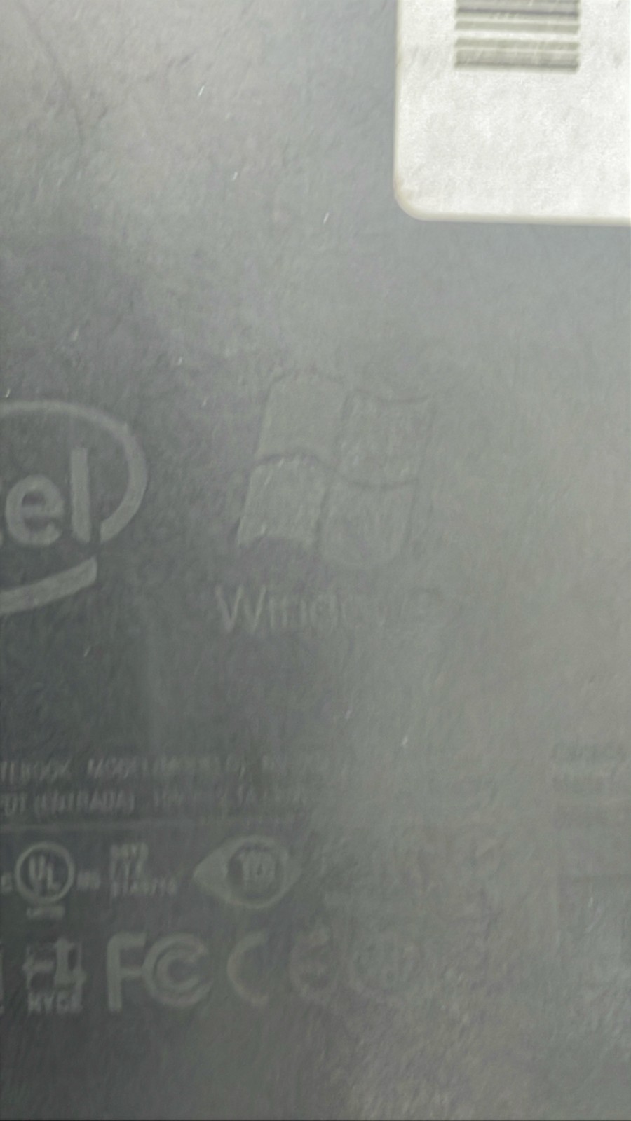 Samsung Series 9 NP900X3A 13.3″ Laptop Black For Parts or Repair