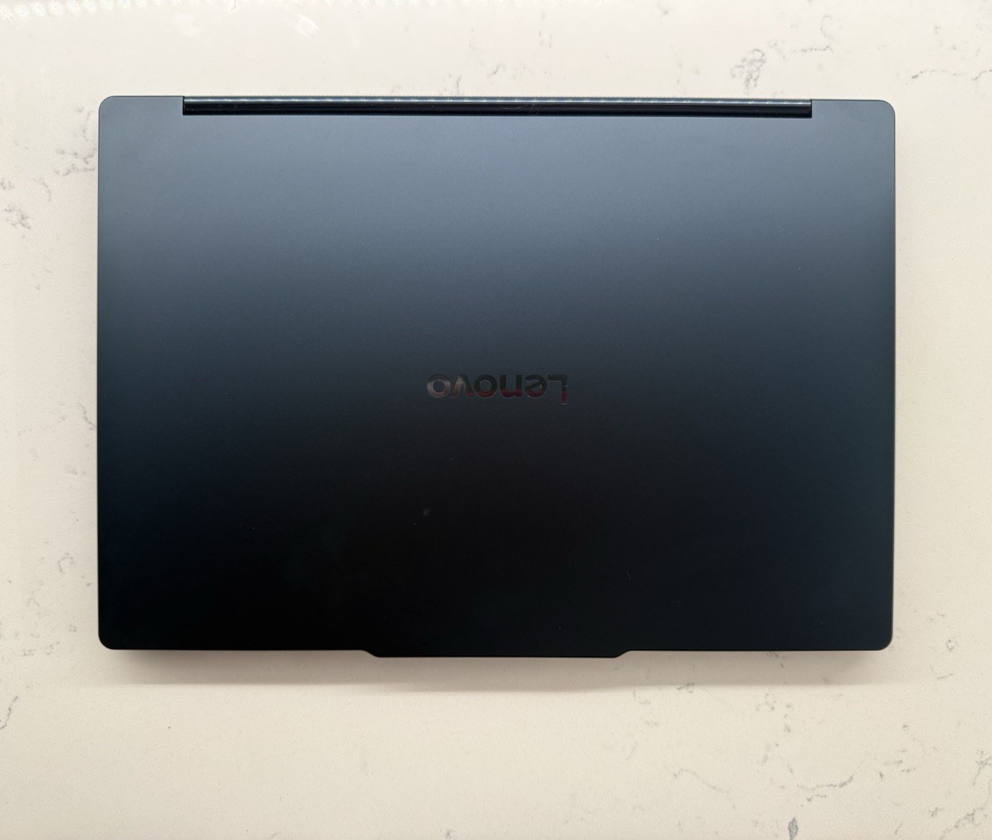 Yoga 9i 2-in-1 Aura Edition (14″ Intel) – OLED – 32GB RAM – 1TB Storage SSD