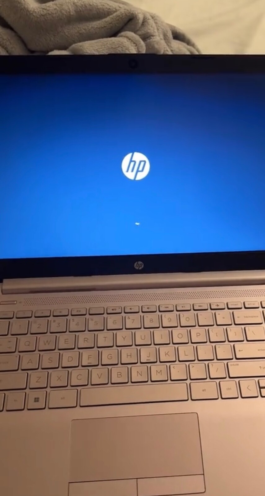 HP 14-cf2112wm 14″ (64GB eMMC, Intel Celeron N4120, 1.10GHz, 4GB RAM) Laptop…