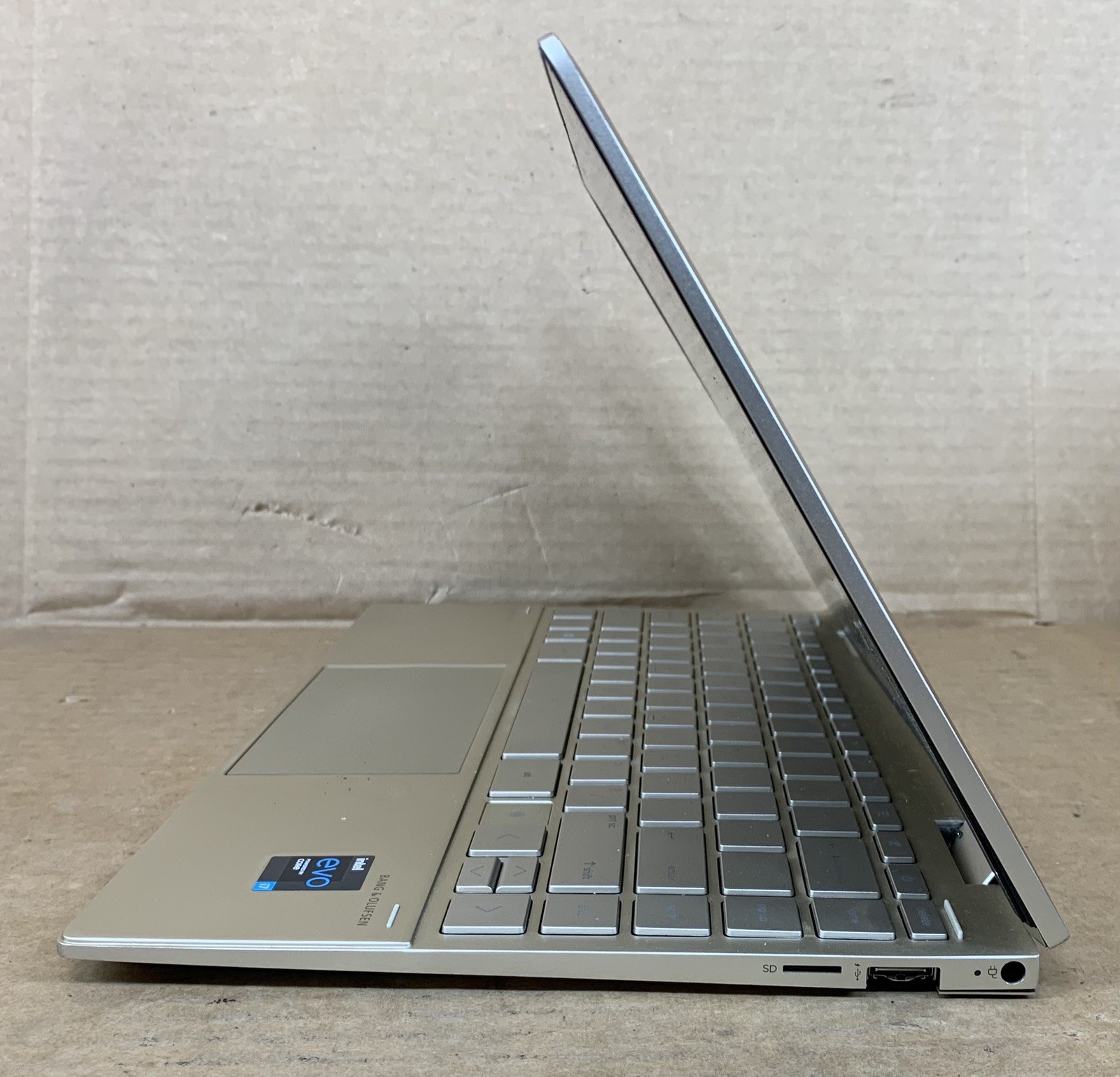 HP ENVY x360 2-in-1 Intel Core i7-1165G7@2.80GHz 8GB DDR4 RAM NO SSD/HDD/OS