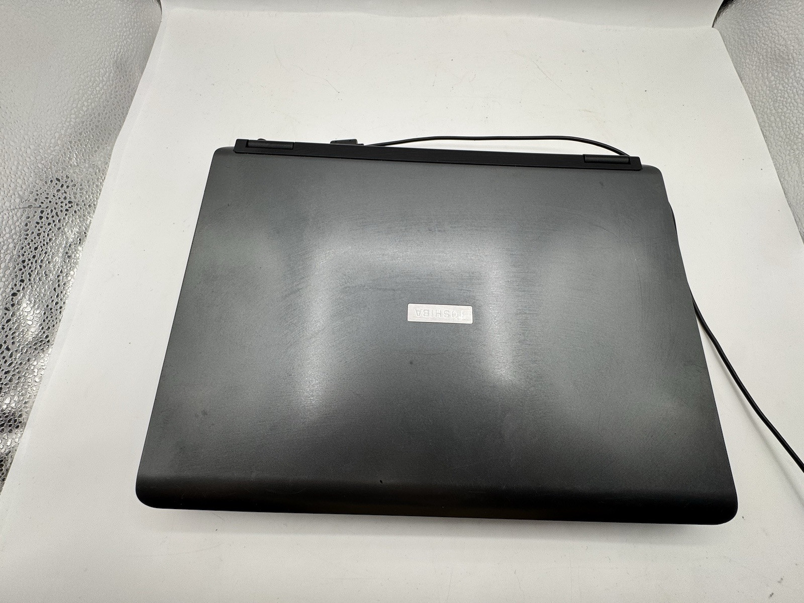 Lot Of 2 Laptops Toshiba Satellite A105-S2081 & ASUS X54C Powers On Locked