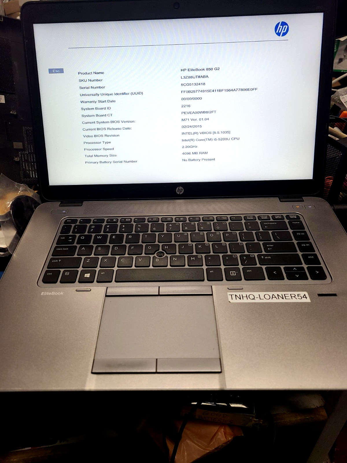HP EliteBook 850 G2 i5-5200u 2.2GHz 4GB 15.6″ – Nice screen, boots