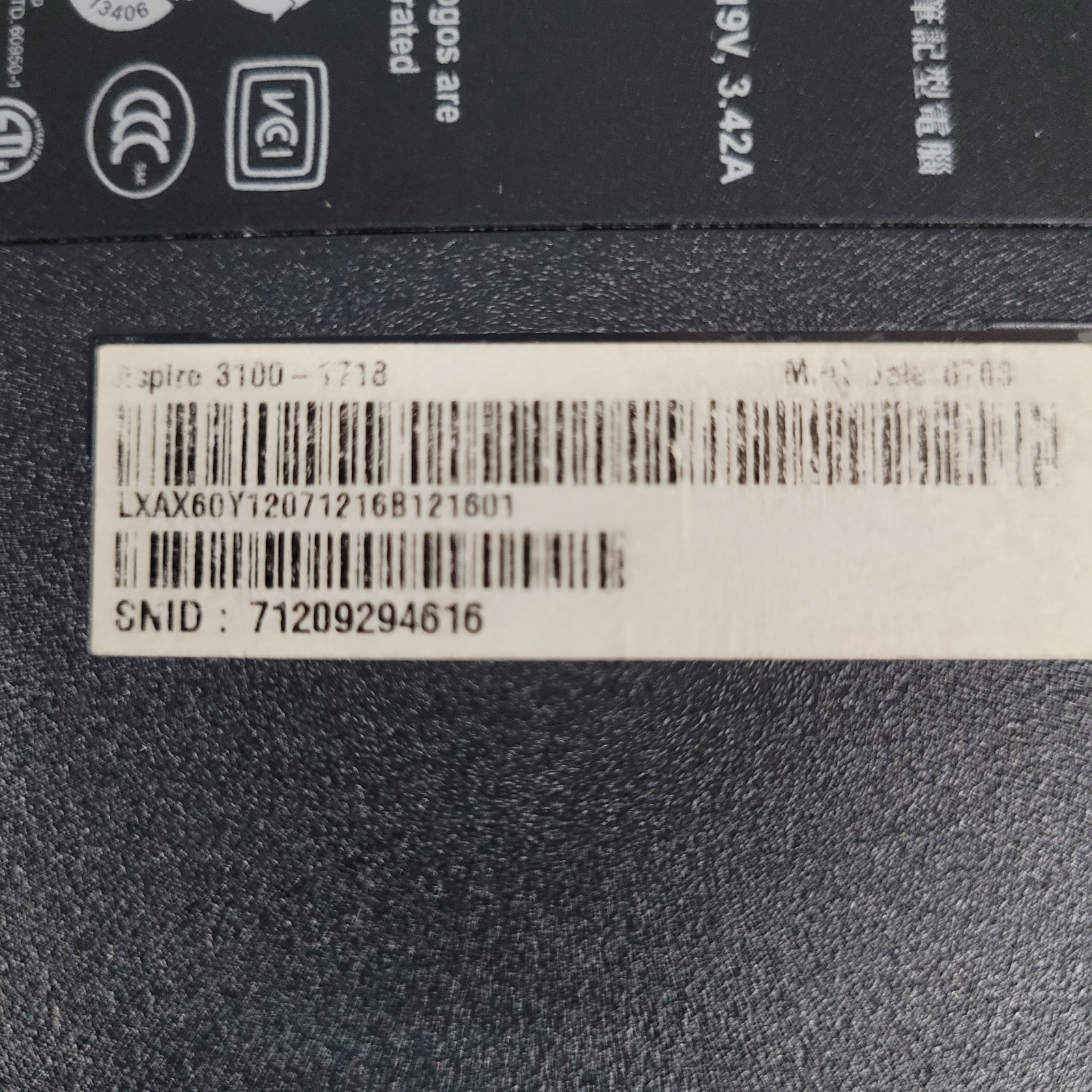 Acer Aspire 3100-1718 BL51 AMD Sempron 3500 @1.00 GHz + 256 MB RAM No HDD