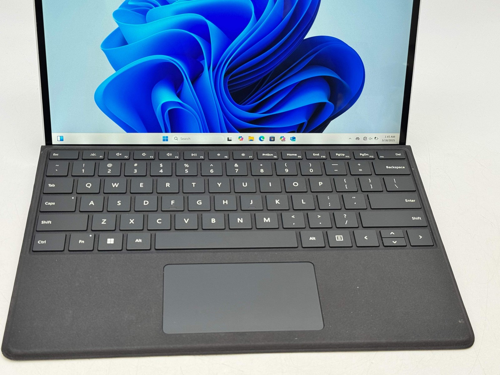 Microsoft Surface Pro 8 1982 Core i5-1145G7 8GB 128GB- READ DESC