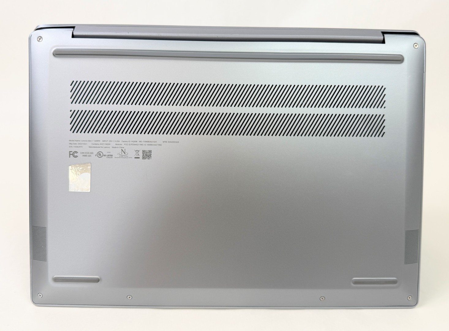 Lenovo Slim 7 14IRP8 14″ 2.8K 2880×1800 Touch i7-1360P 16GB 1TB SSD W11H