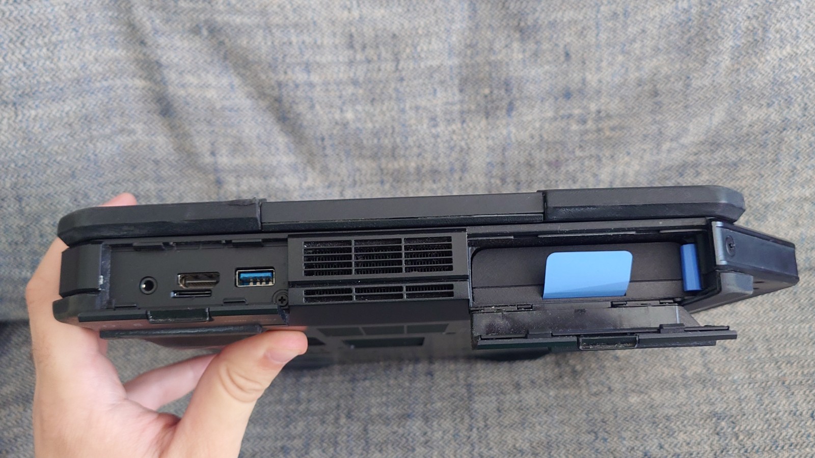 Dell Latitude Rugged 5414 P46G: Intel i5-6300U, 8GB DDR4, With Charger (Posts)
