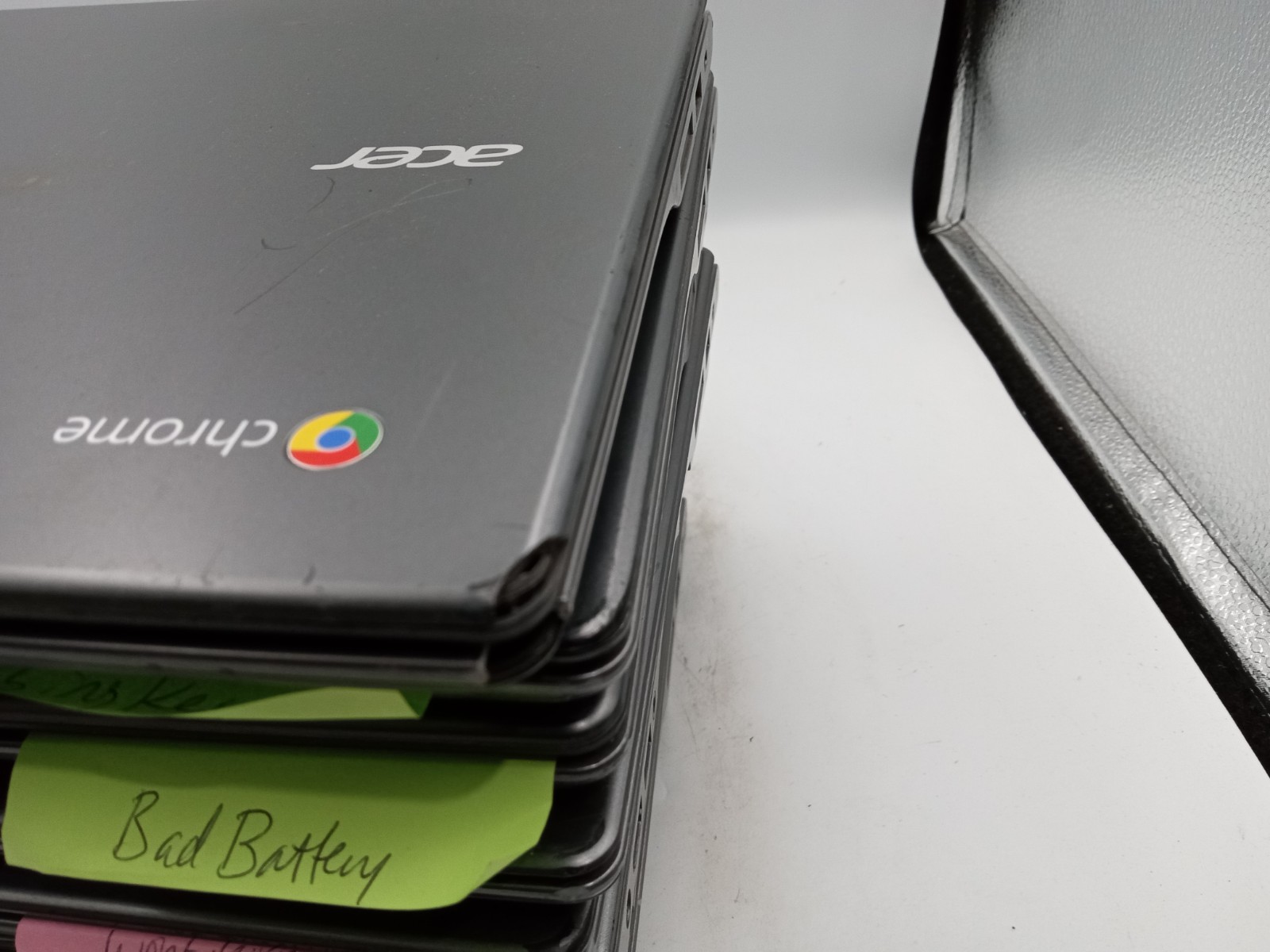 Lot of 8 – Acer C720 11.6″ Chromebook Laptops * FOR PARTS * VARIOUS ISSUES -RR