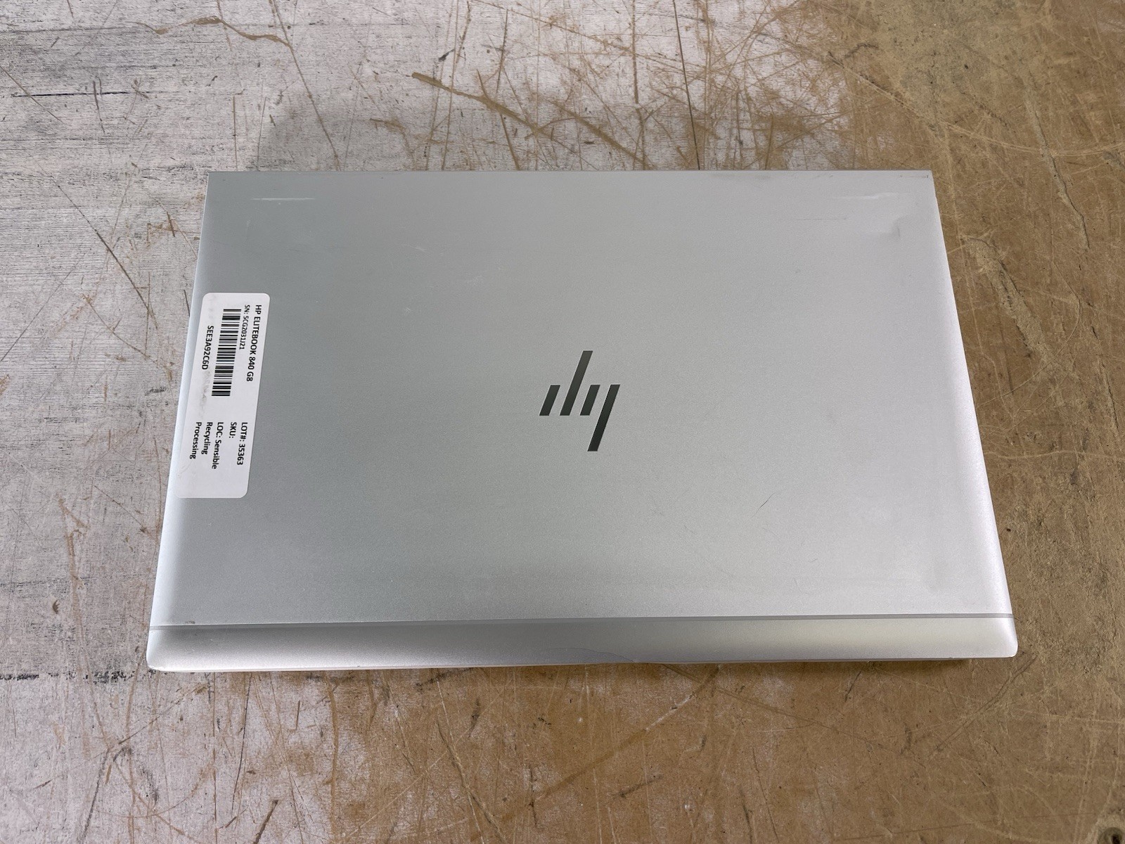 HP ELITEBOOK 840 G8 i7-1165G7 @ 2.80GHz, 8GB RAM, NO HDD/OS – (FOR PARTS)