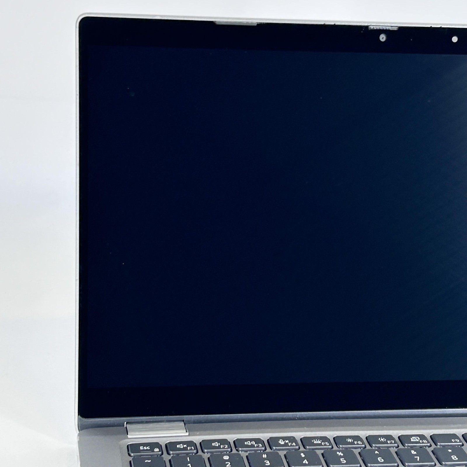 Dell Latitude 5320 (2-in-1) 13.3 FHD TOUCH i7-1185G7 3.00GHz 32GB 512GB SSD Fair