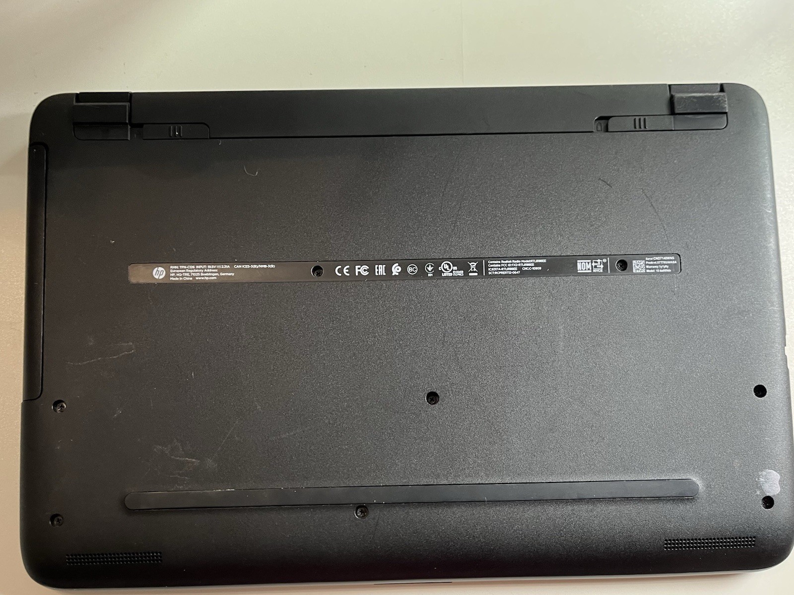 HP Notebook 15-ba009dx 15.6″ (500GB,AMD A6 Quad-Core, 2.00GHz, 4GB) Laptop-Black