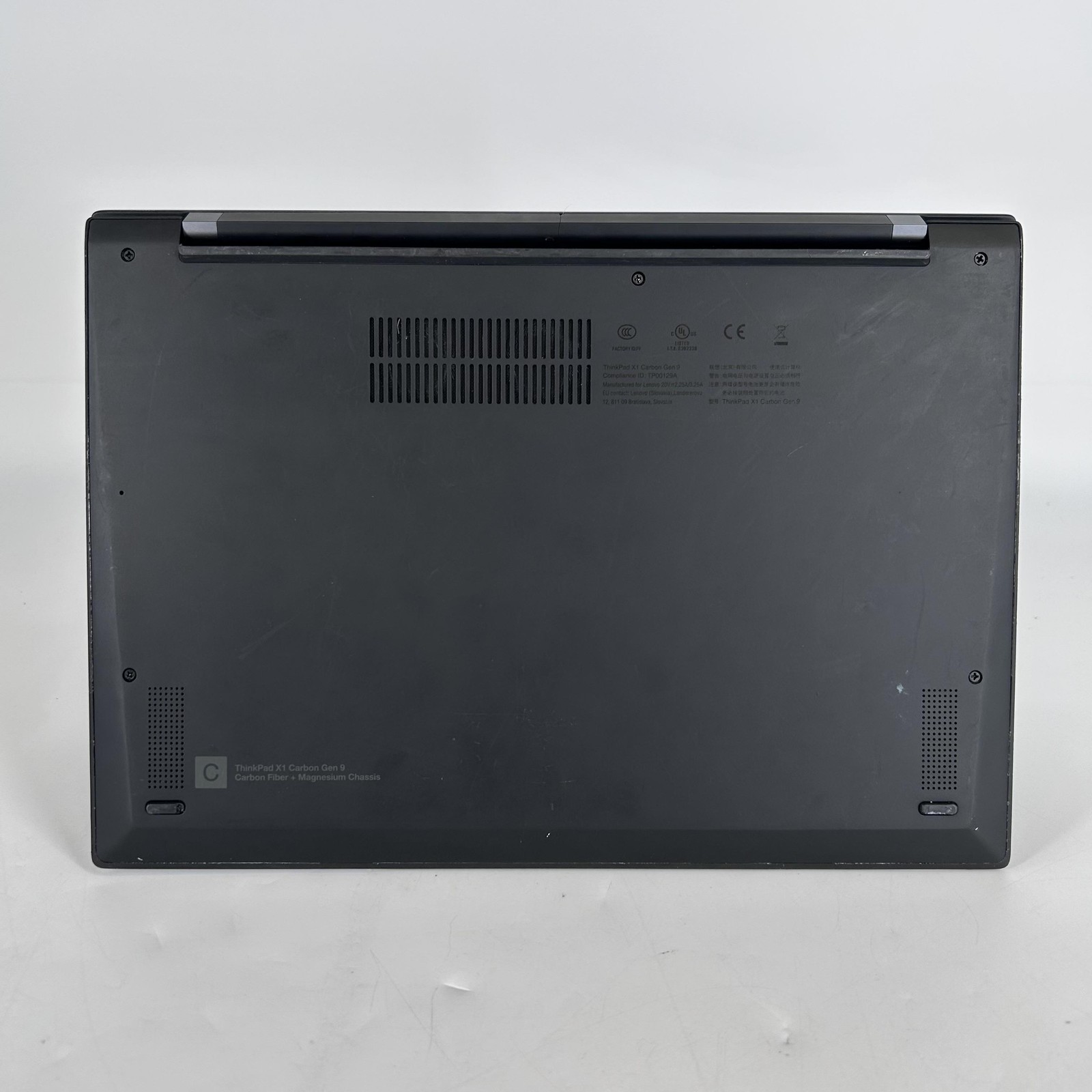 Lenovo ThinkPad X1 Carbon Gen 9 14 FHD+ i5-1135G7 16GB 256GB Bilingual Keyboard