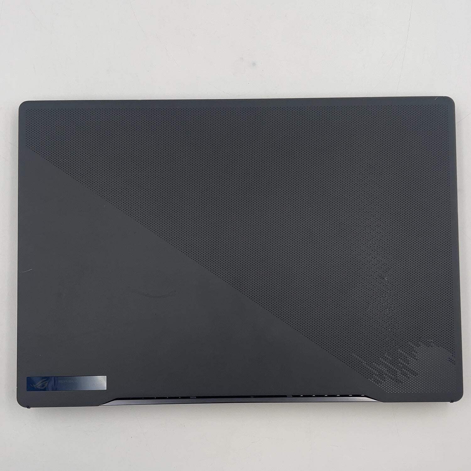 Asus ROG Zephyrus M16 GU604V 16″ i9-13900H 2.6GHz 32GB RAM 1TB SSD RTX 4070