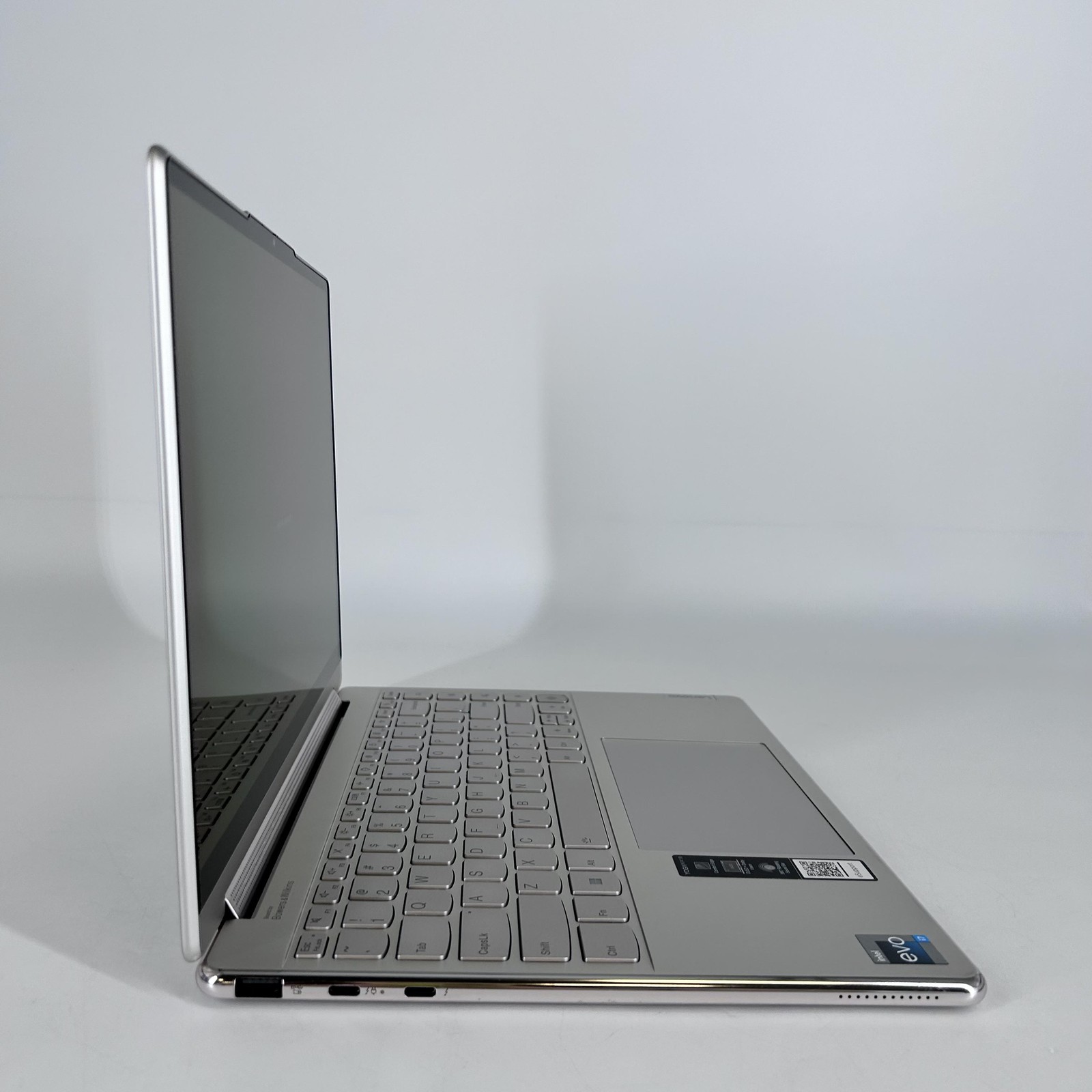 Lenovo Yoga 9i 14 Gray QHD+ 2.2 GHz i7-1360P 16GB 512GB SSD Good