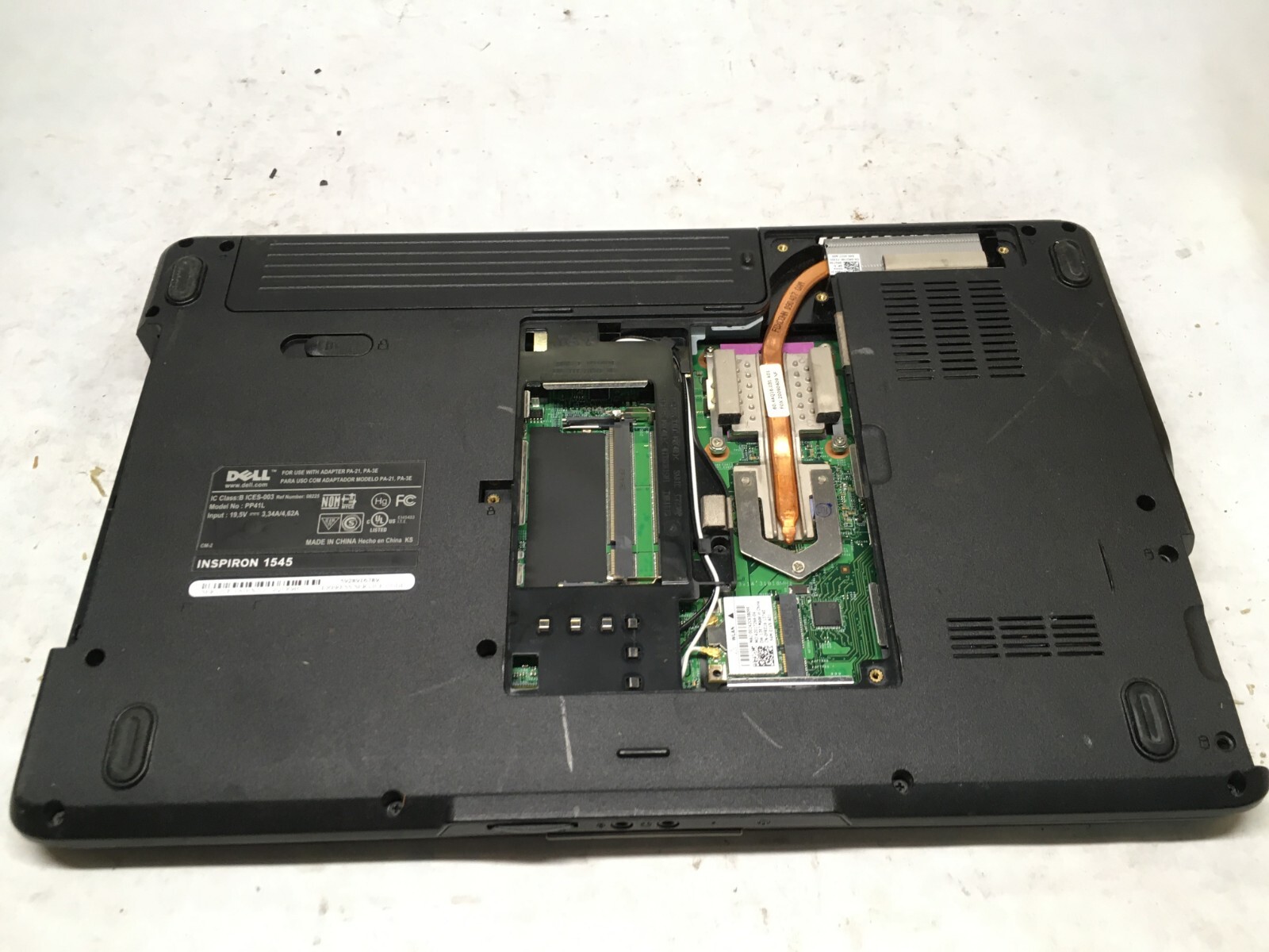 Dell Inspiron 1545 15″ (AS IS) Intel Celeron 900 @ 2.2GHz – JZ