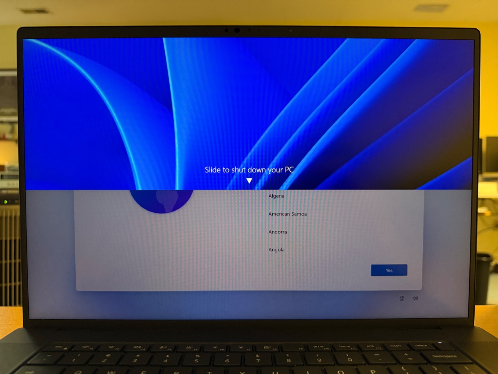Dell Precision 5680 i7-13700H 16GB LPDDR5 1TB SSD 16″ FHD Win 11 PRO (9264)