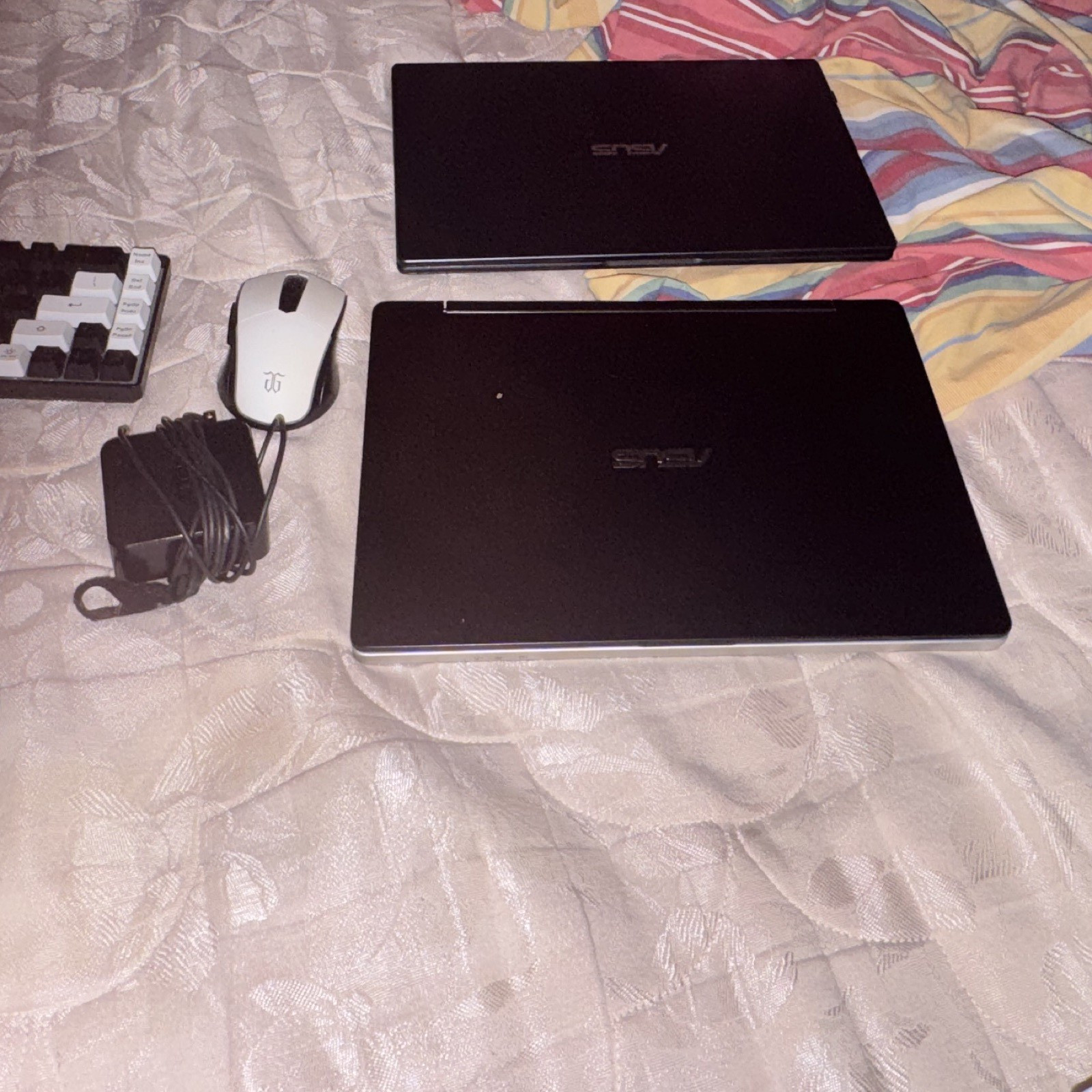 ASUS Chromebook 11.6″ Celeron 2.00GHz 4GB 16GB eMMC Chrome OS Black +Chg
