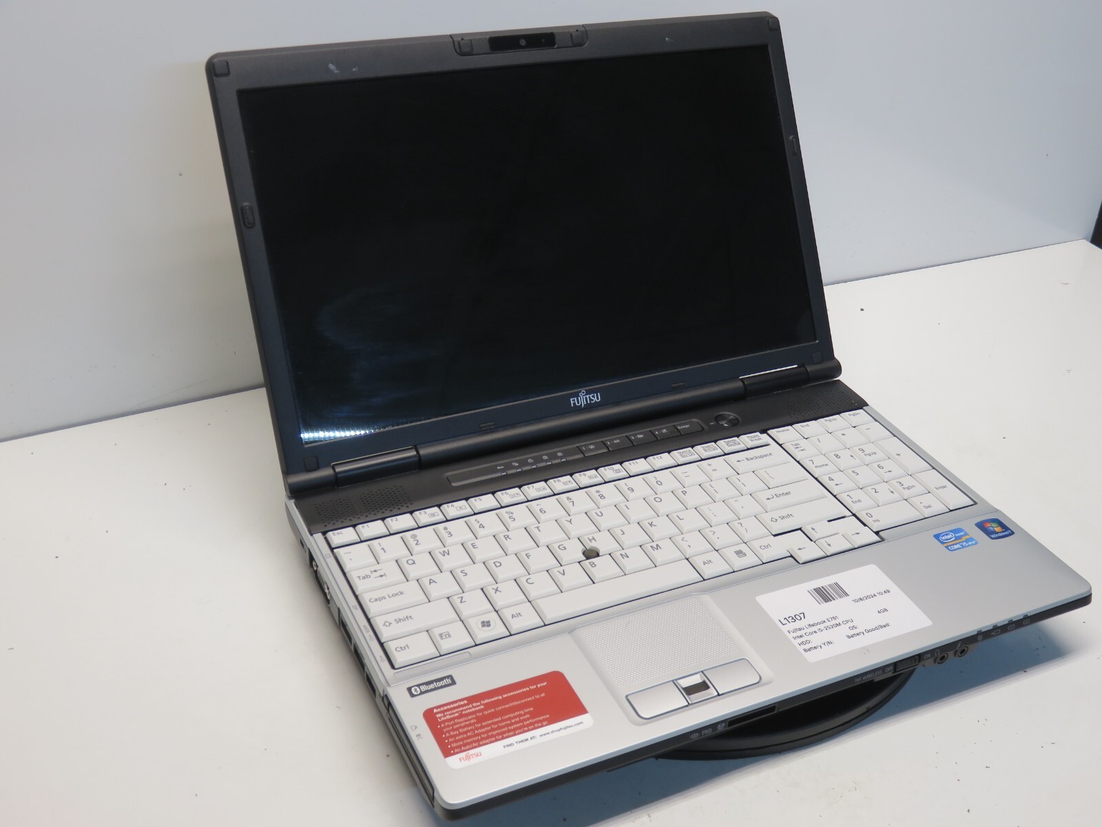 Fujitsu Lifebook E751 Intel Core i5-2520M CPU 2.50GHz 4GB NO HDD No Batt