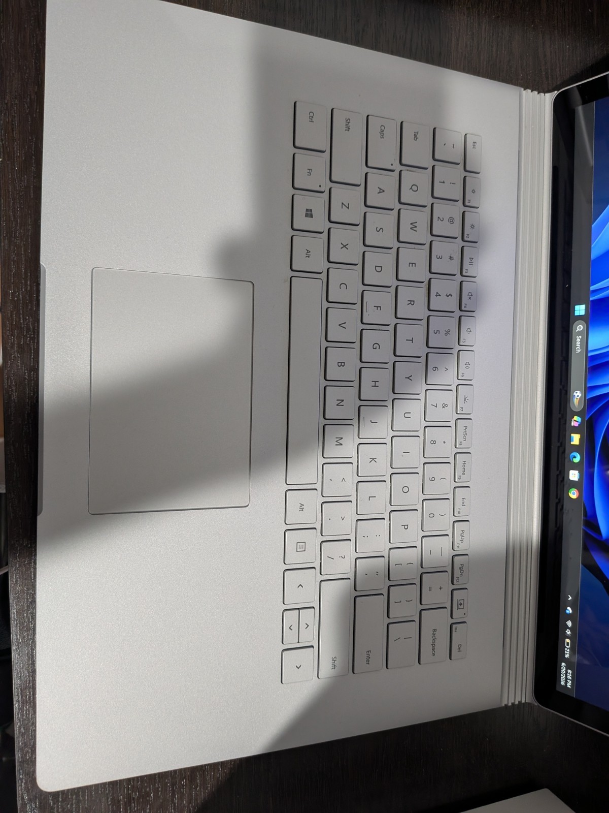Microsoft Surface Book 2 GTX 1060 I7 16GB RAM 256SSD