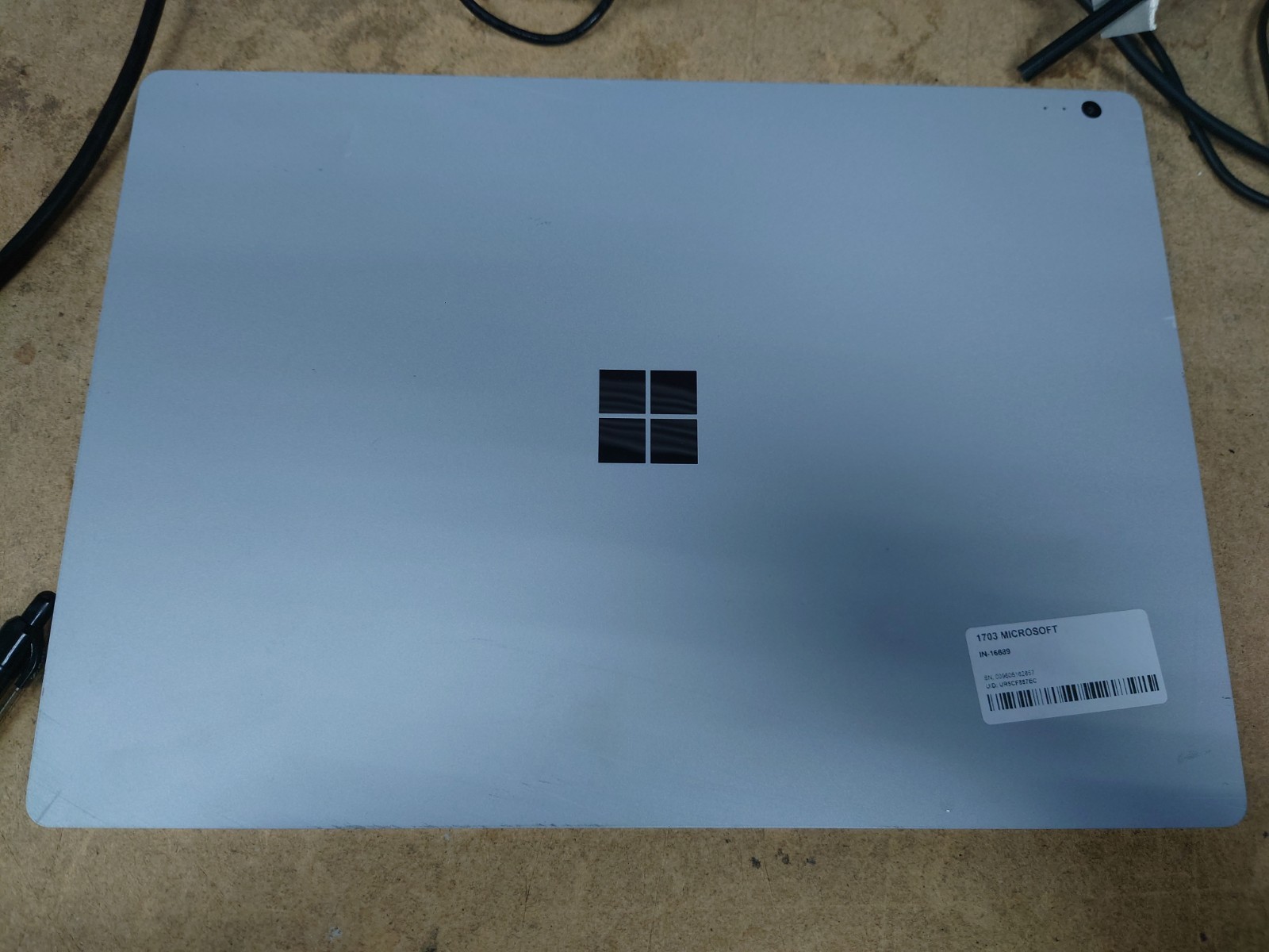 Microsoft Surface Book 1703 13.5″ i7-6600U 16GB RAM 512GB SSD Win11 *Tablet Only