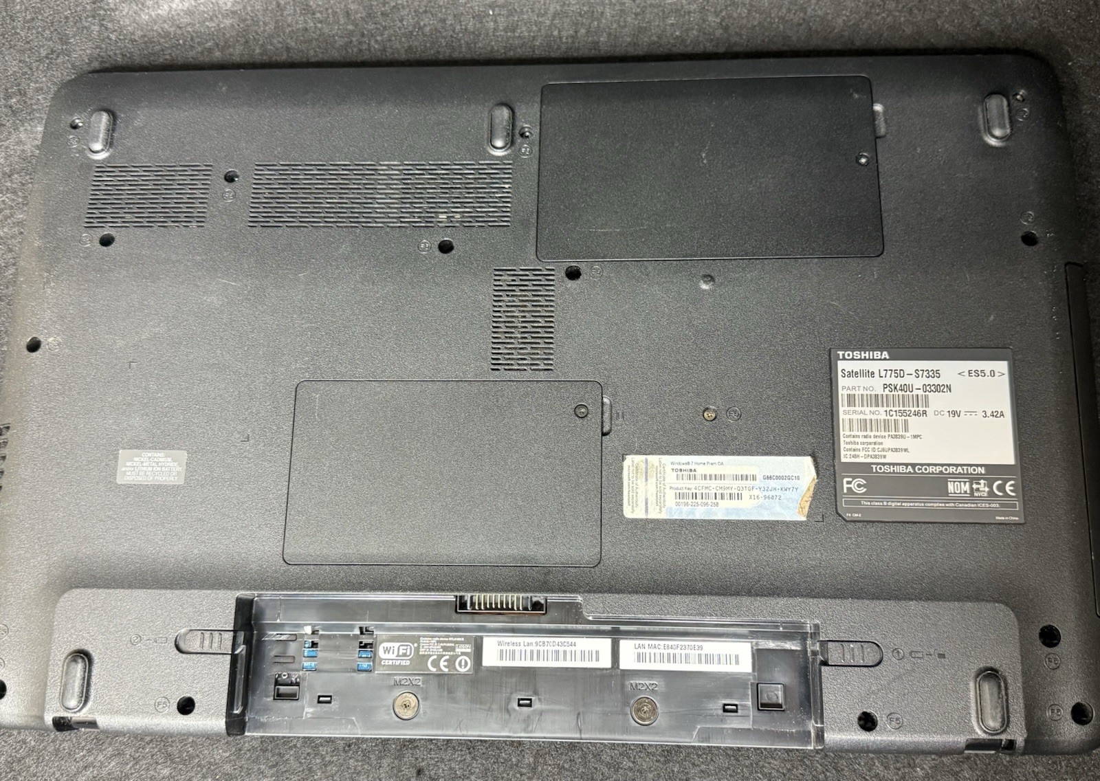 Toshiba Satellite L775 L775D-S7335 17.3″ HD LED AMD A4 For Parts No HDD