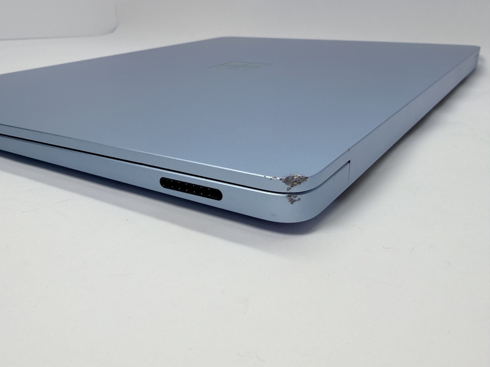 Microsoft Surface Laptop 7 13.8 Snapdragon X Plus 16GB 512GB SSD Tested