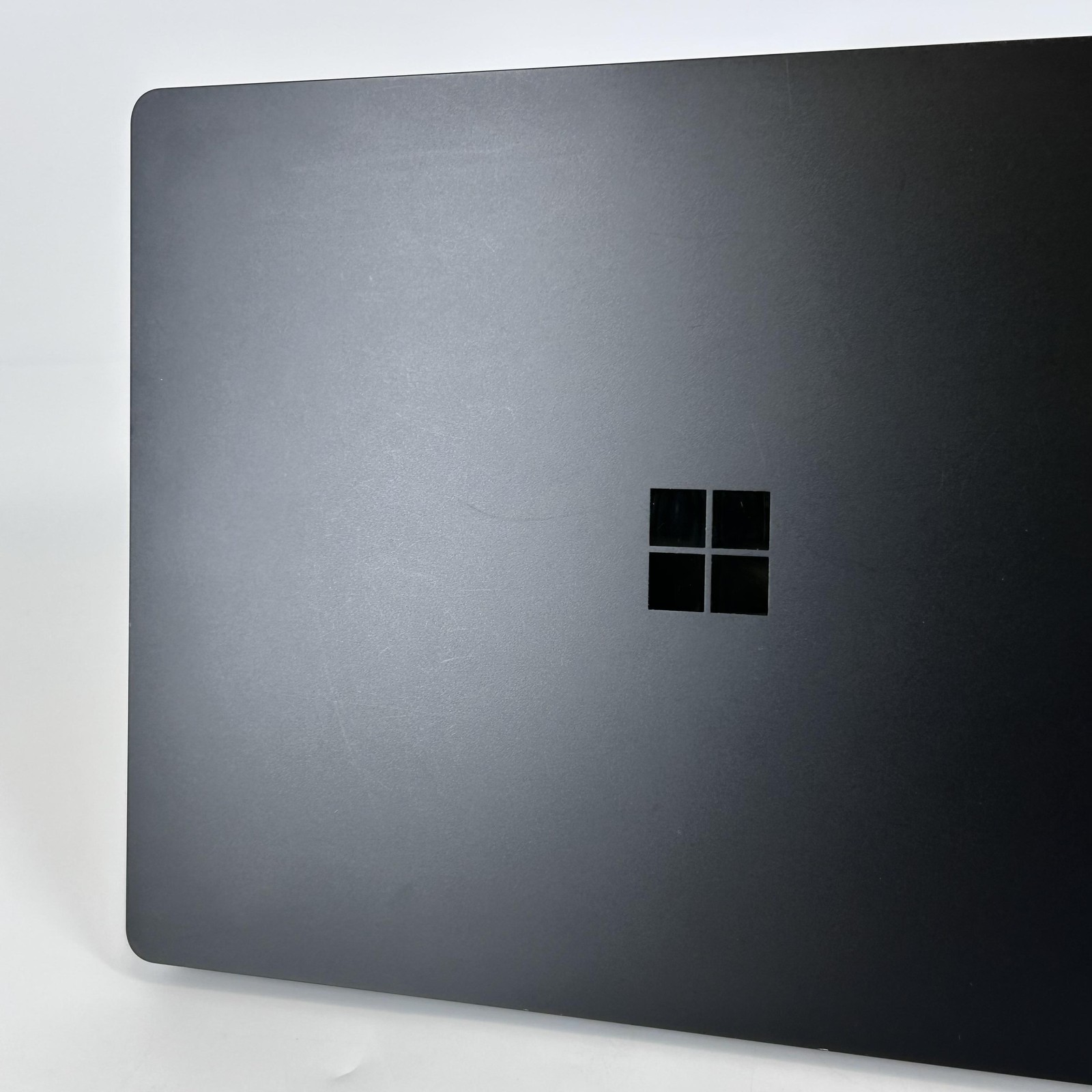 Microsoft Surface Laptop 3 13.5 Black 2K TOUCH i7-1065G7 1.30GHz 16GB 256GB SSD