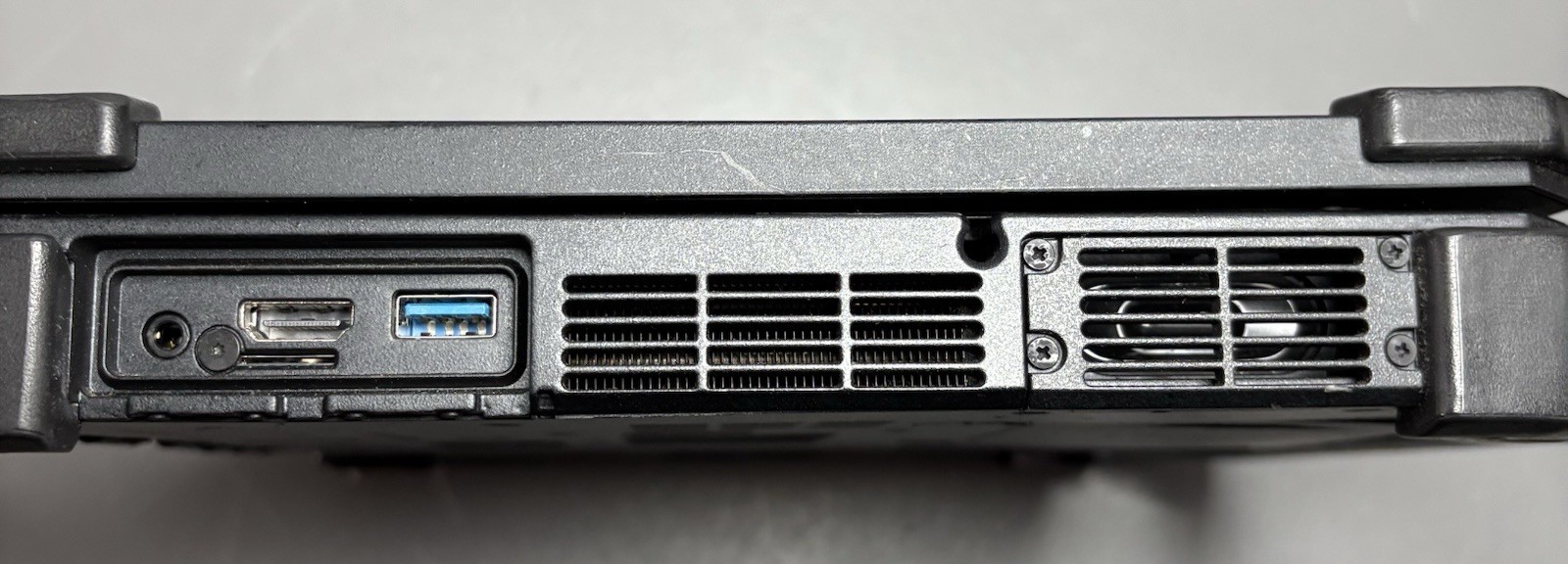 Dell Latitude 12 Rugged Extreme 7204 i5-4300U 8GB 250GB Win11 + AC Adapter