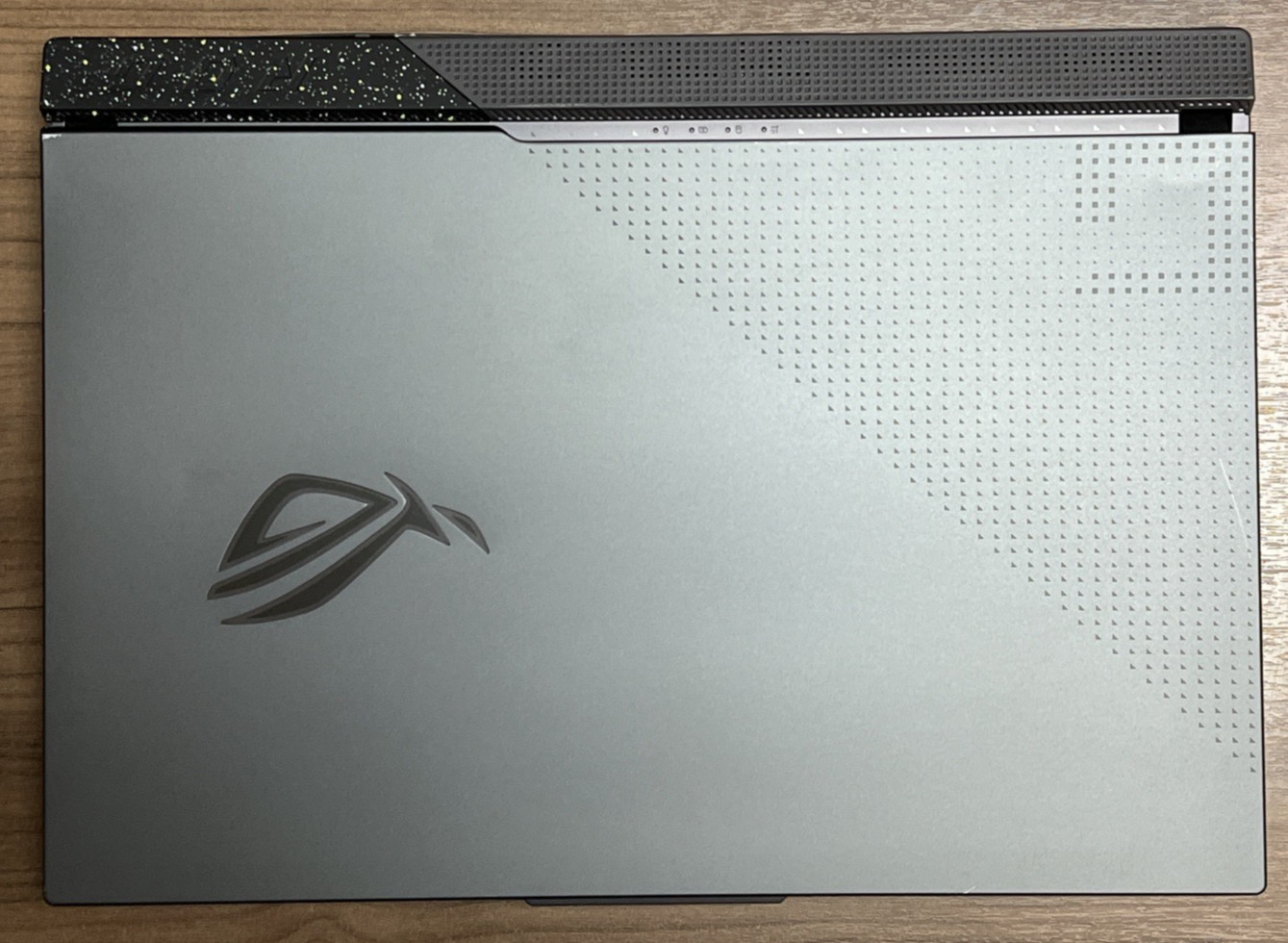 ASUS G713PV-WS94 ROG Strix G17 Ryzen 9 7845HX 512GB 16GB NVIDIA RTX 4060 (8GB)
