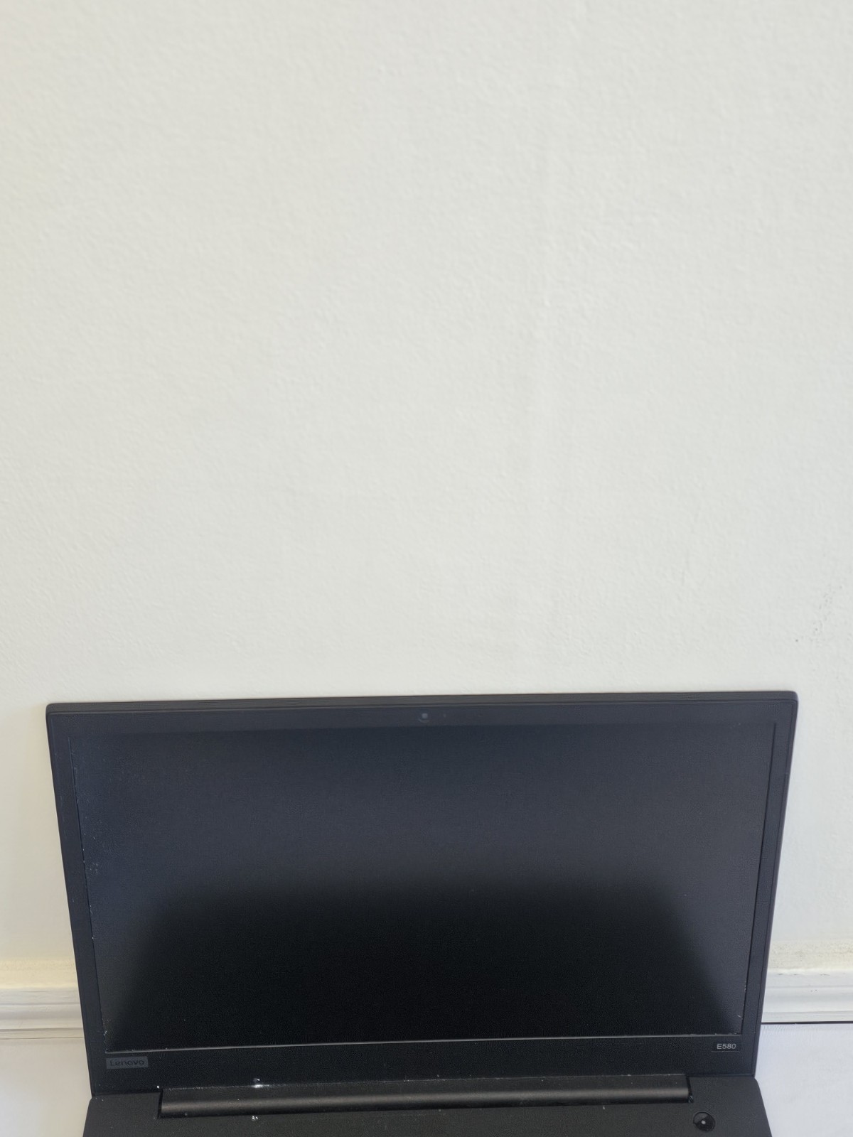 Lenovo ThinkPad E580 Laptop – i5 Gen 8 – 16GB RAM – 256GB SSD – Win 11 – READ