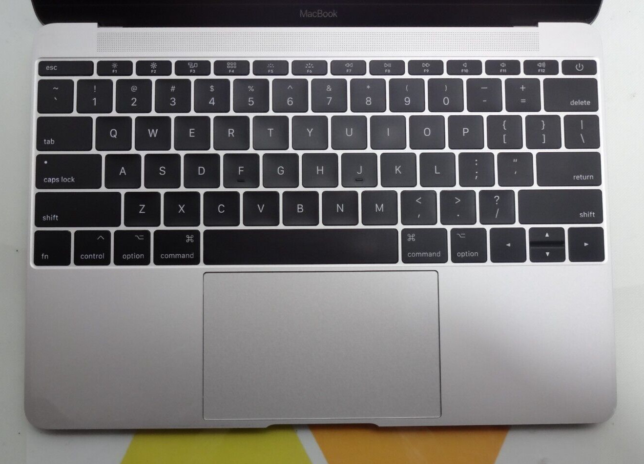 Restored – Great Condition 2017 Apple MacBook i5 8GB RAM 512GB SSD MNYJ2LL/A