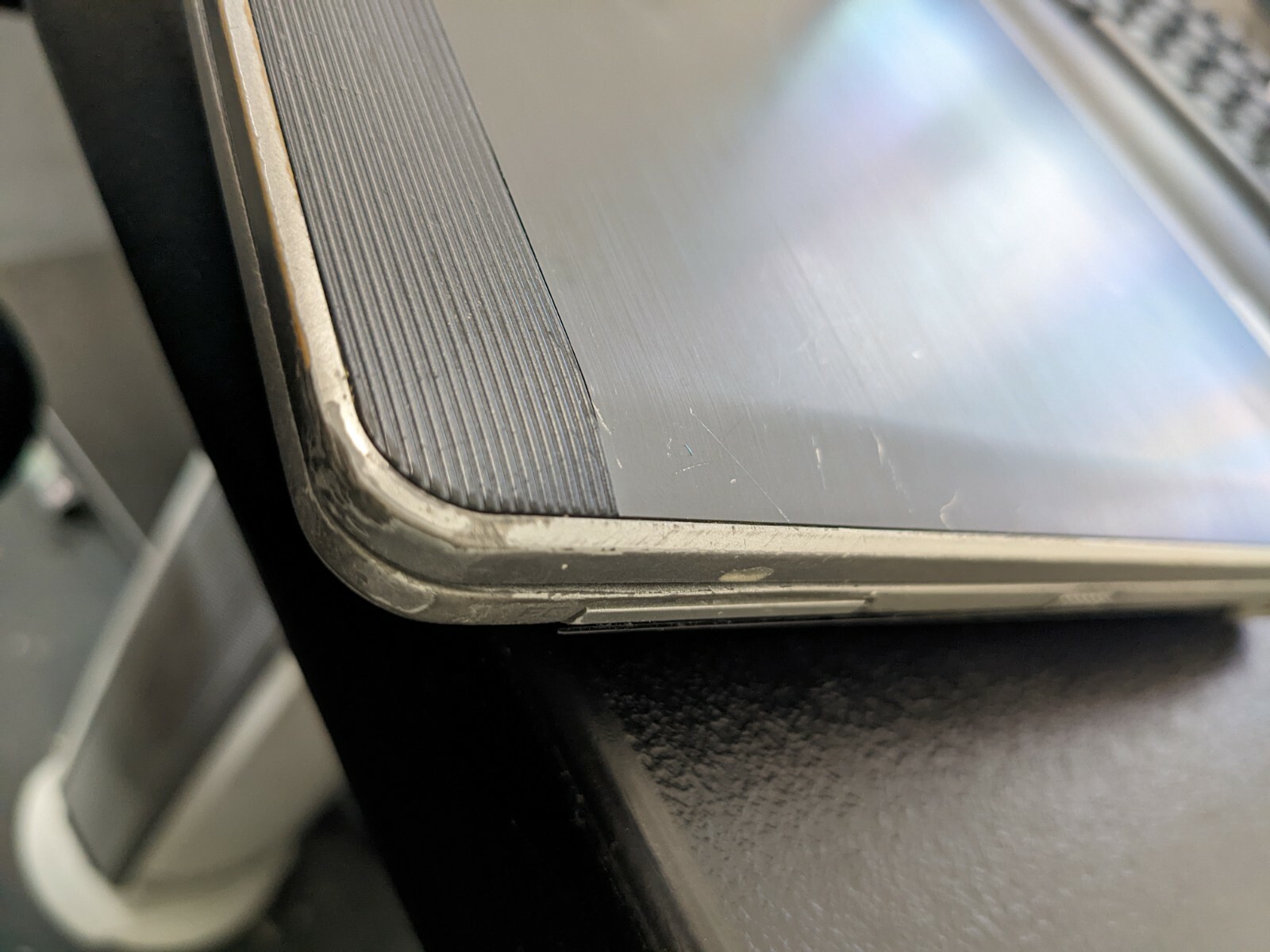 Dell Latitude E6330 i5-3320M @ 2.6GHz 8GB RAM 512B SSD Grade C