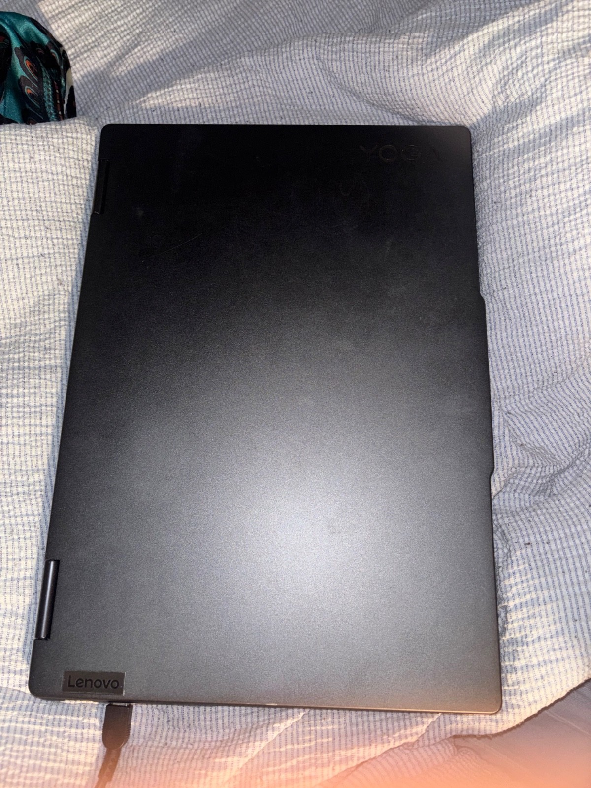 Lenovo Yoga 7i 2-in-1 16IRL8 16″ i7-1355U 1.7GHz 16GB RAM 512GB SSD