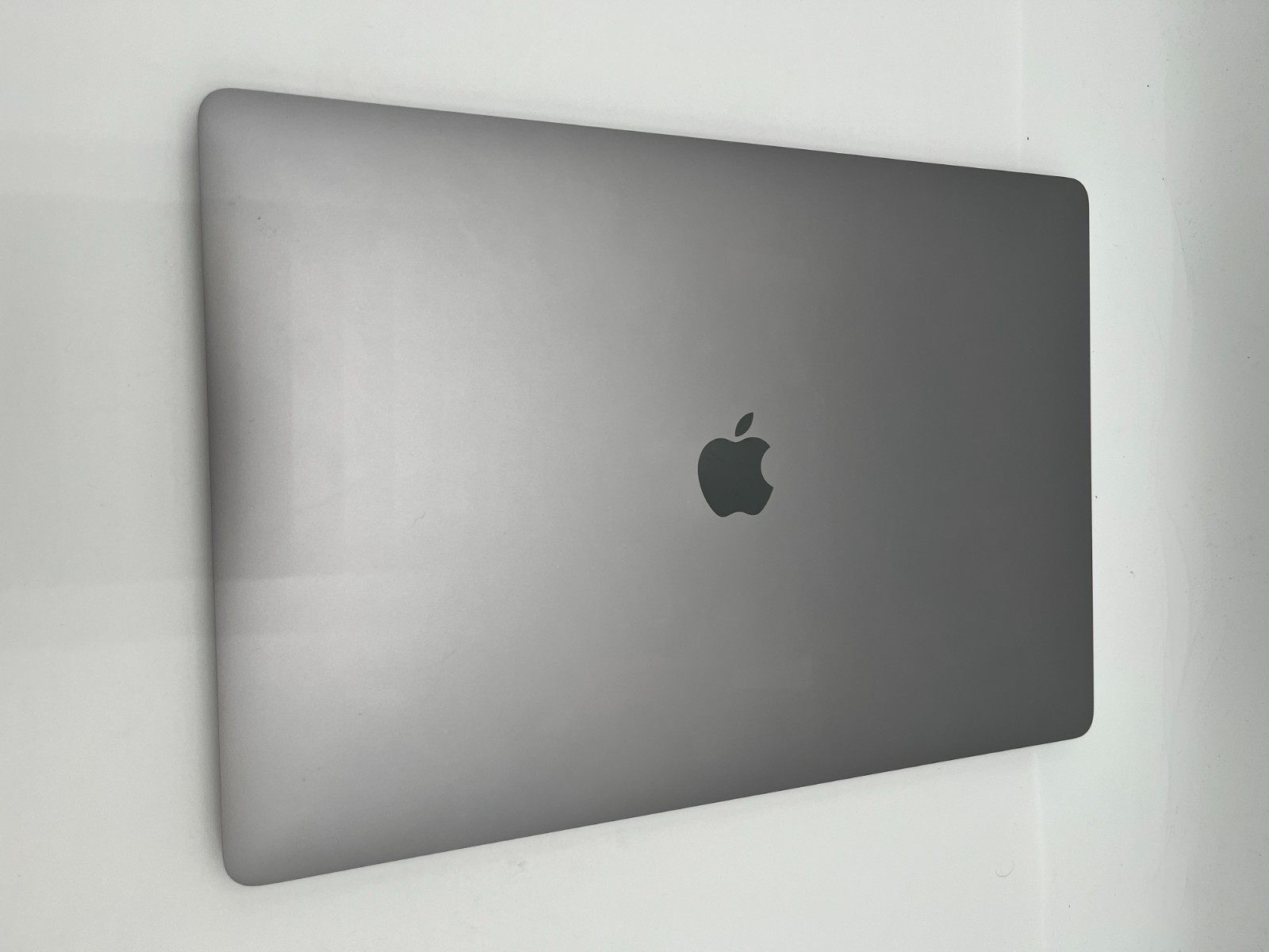 APPLE A2141 16″ MACBOOK PRO 2019 CORE i7-9750H@ 2.6 GHz 16GB DDR4 500 GB TAHOE