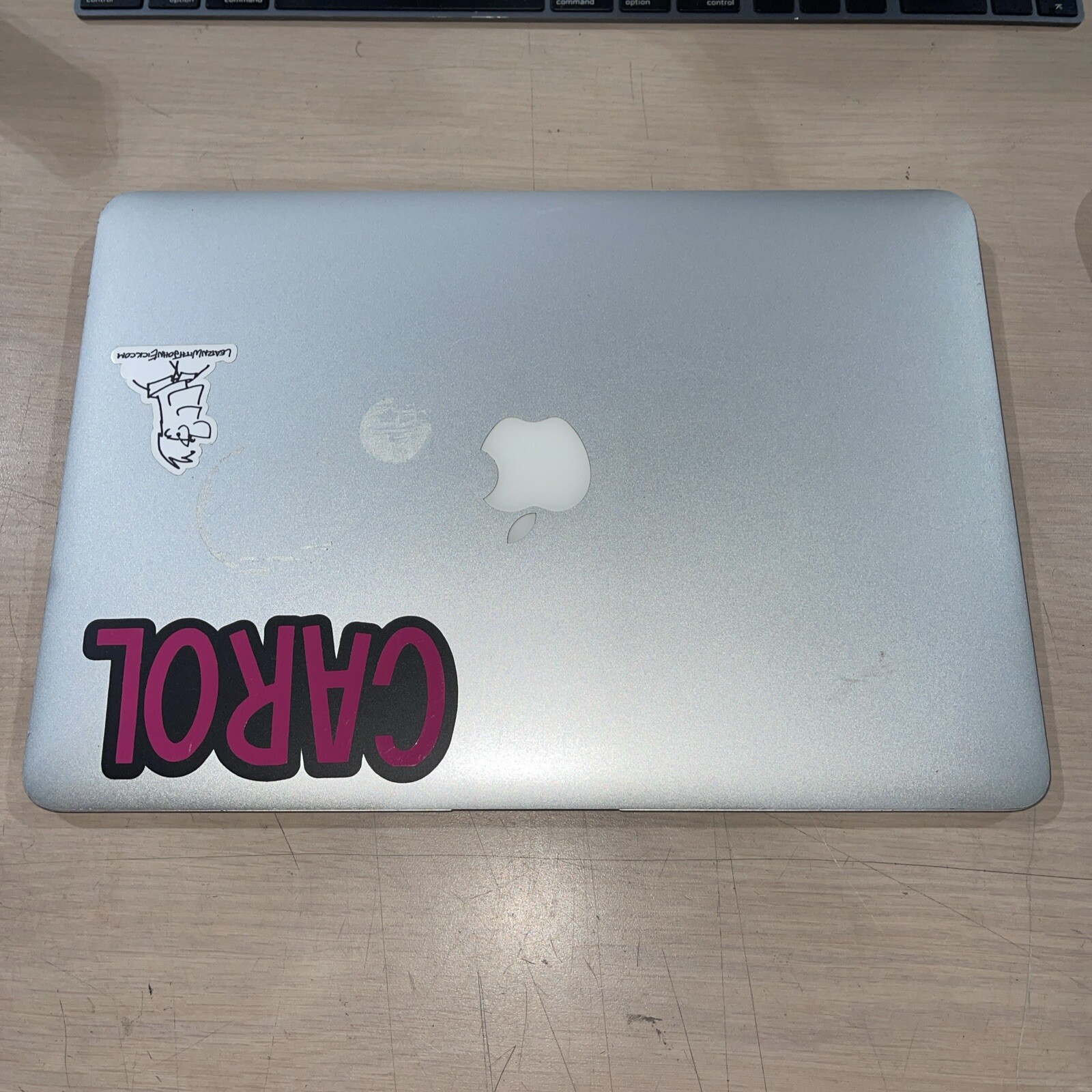 Apple Macbook Air Mid 2012 i5-3427U 1.8GHZ 4gb RAM NO HD’