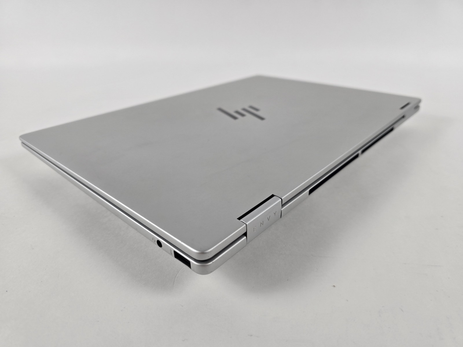 HP ENVY x360 16″ 2-in-1 Touch (Core Ultra 7 155U, 16GB DDR5, 1TB SSD) – Used