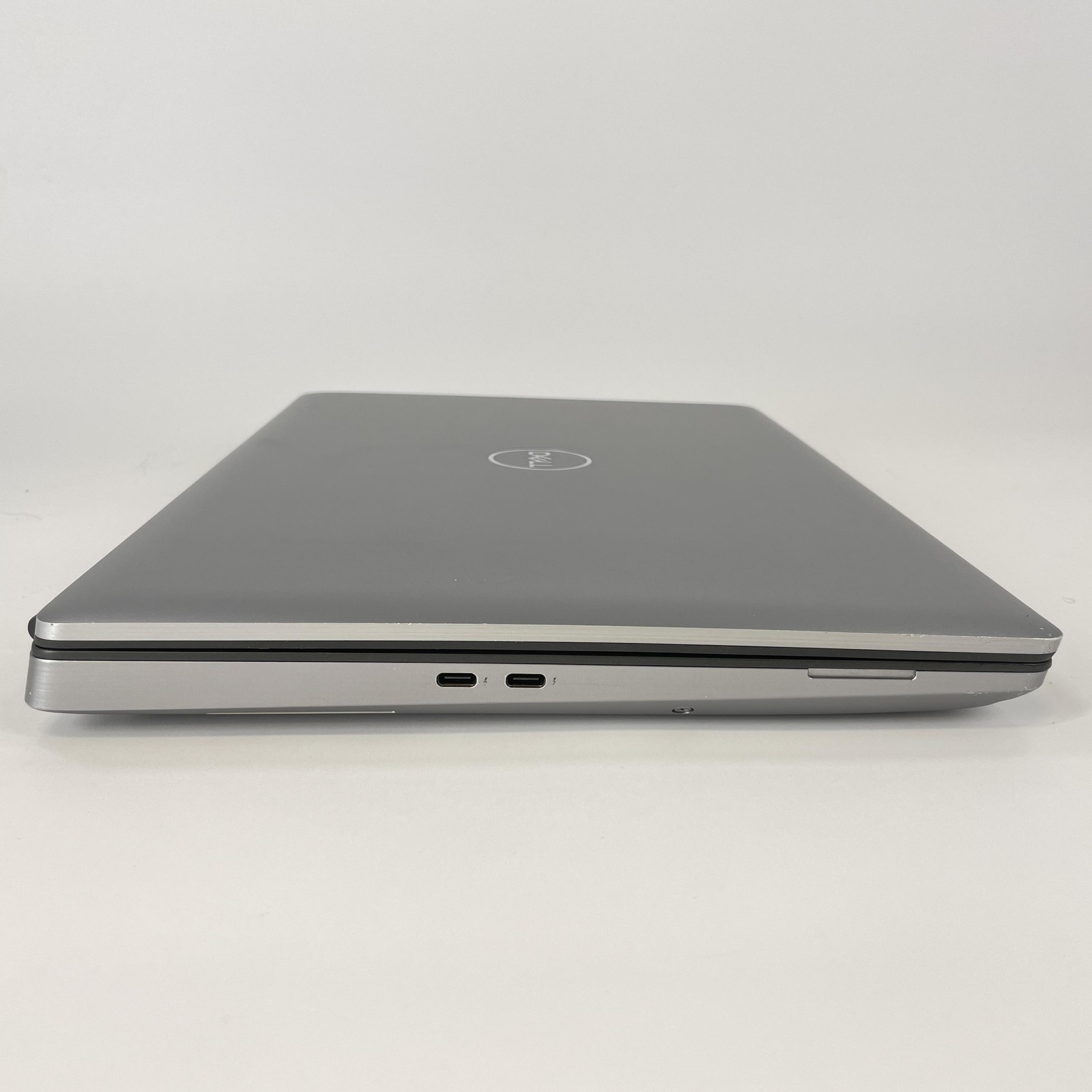 Dell Precision 7560 15.6 4K Xeon W-11855M 3.20GHz 32GB 1TB RTX A4000- BENT FRAME