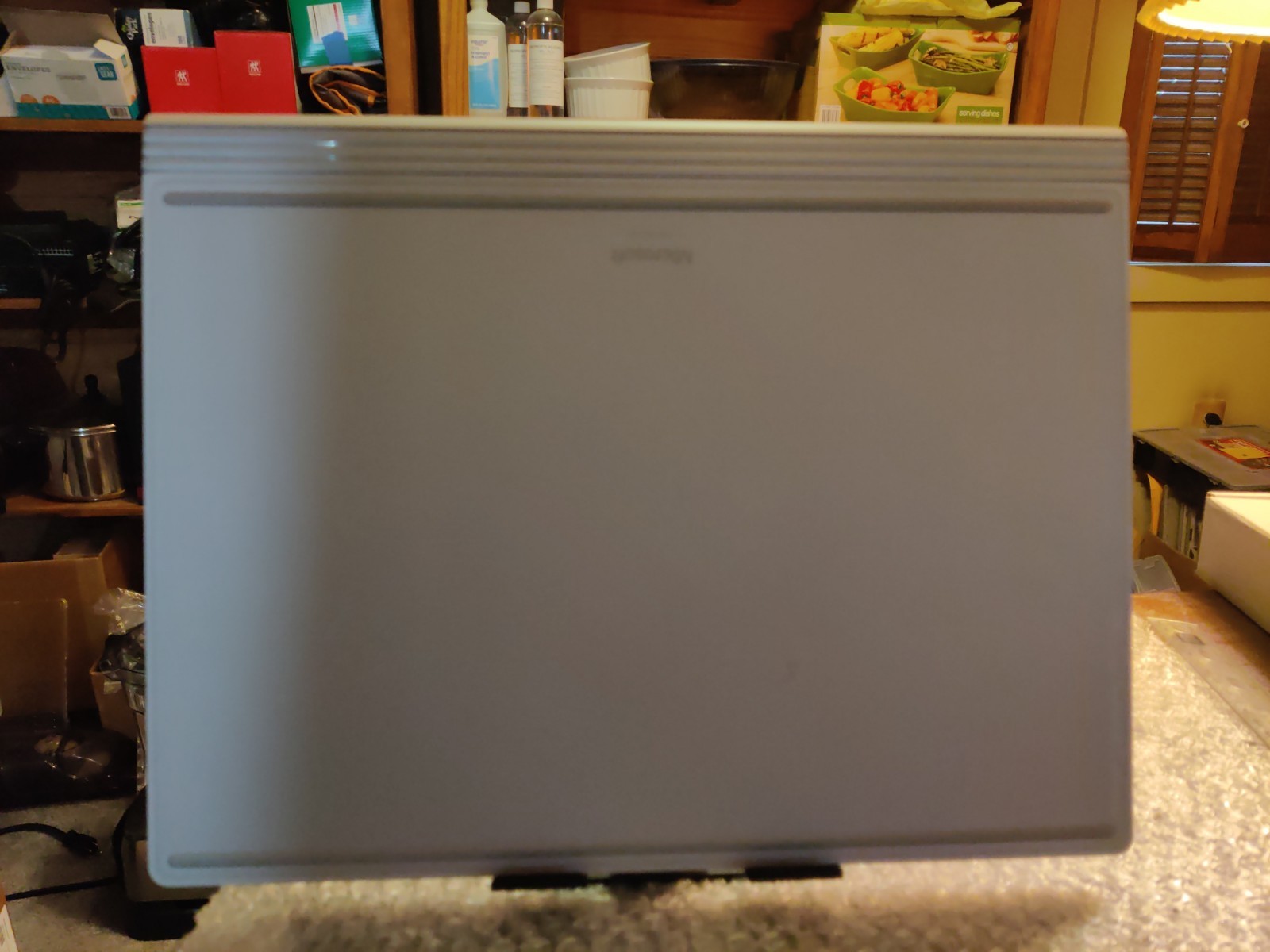 Microsoft Surface Book 3 15″ 1907 NVidia Quadro RTX 3000 Base Only Cycle # 53