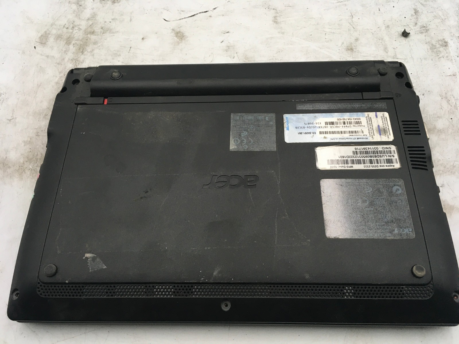 ACER ASPIRE ONE PAV70 – BOOTS TO BIOS – INTEL ATOM N450 – 1GB RAM -READ DESC- BB