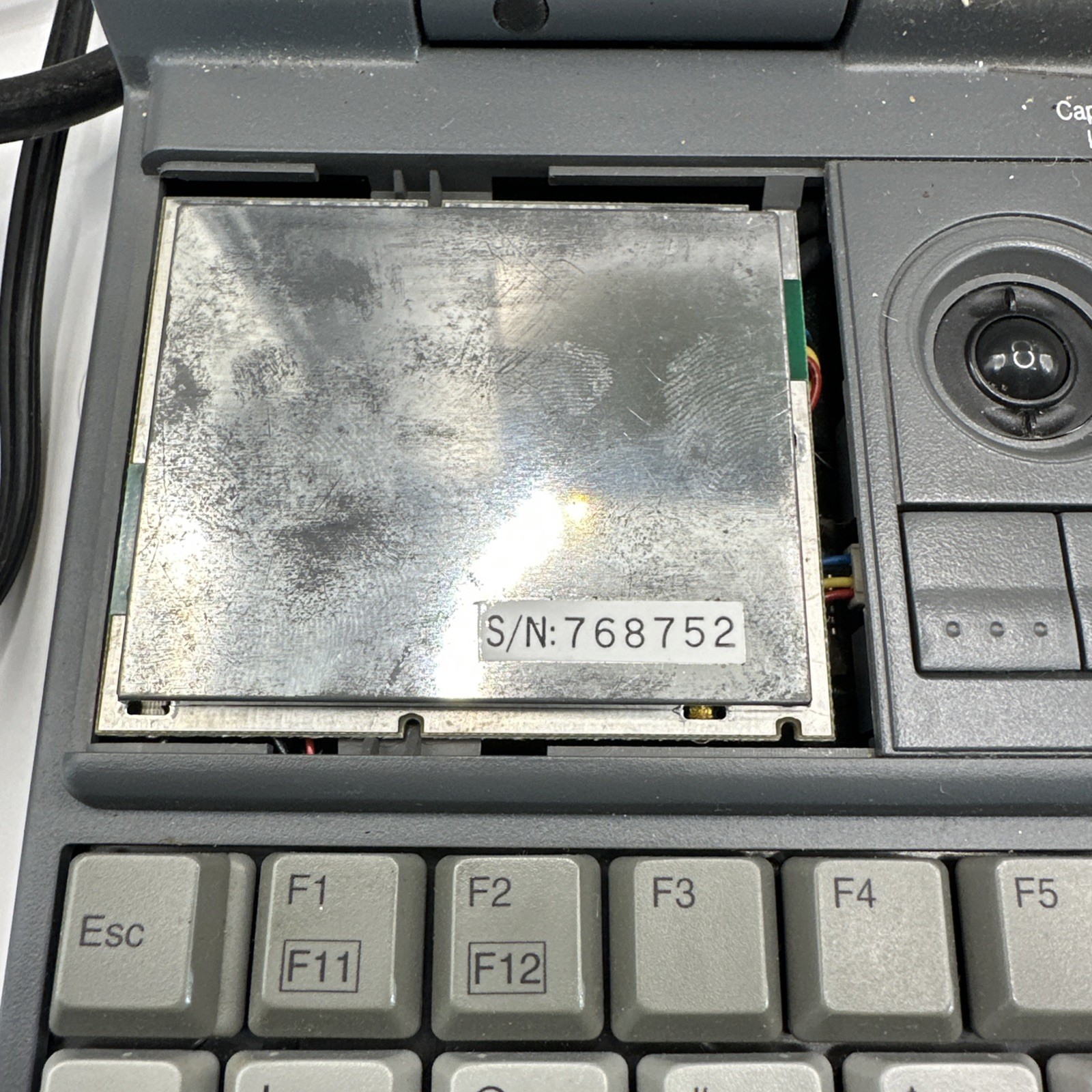 AST Advantage! NB 486SX/33 33MHz Mono LCD Screen Powers On Supply Parts Repair
