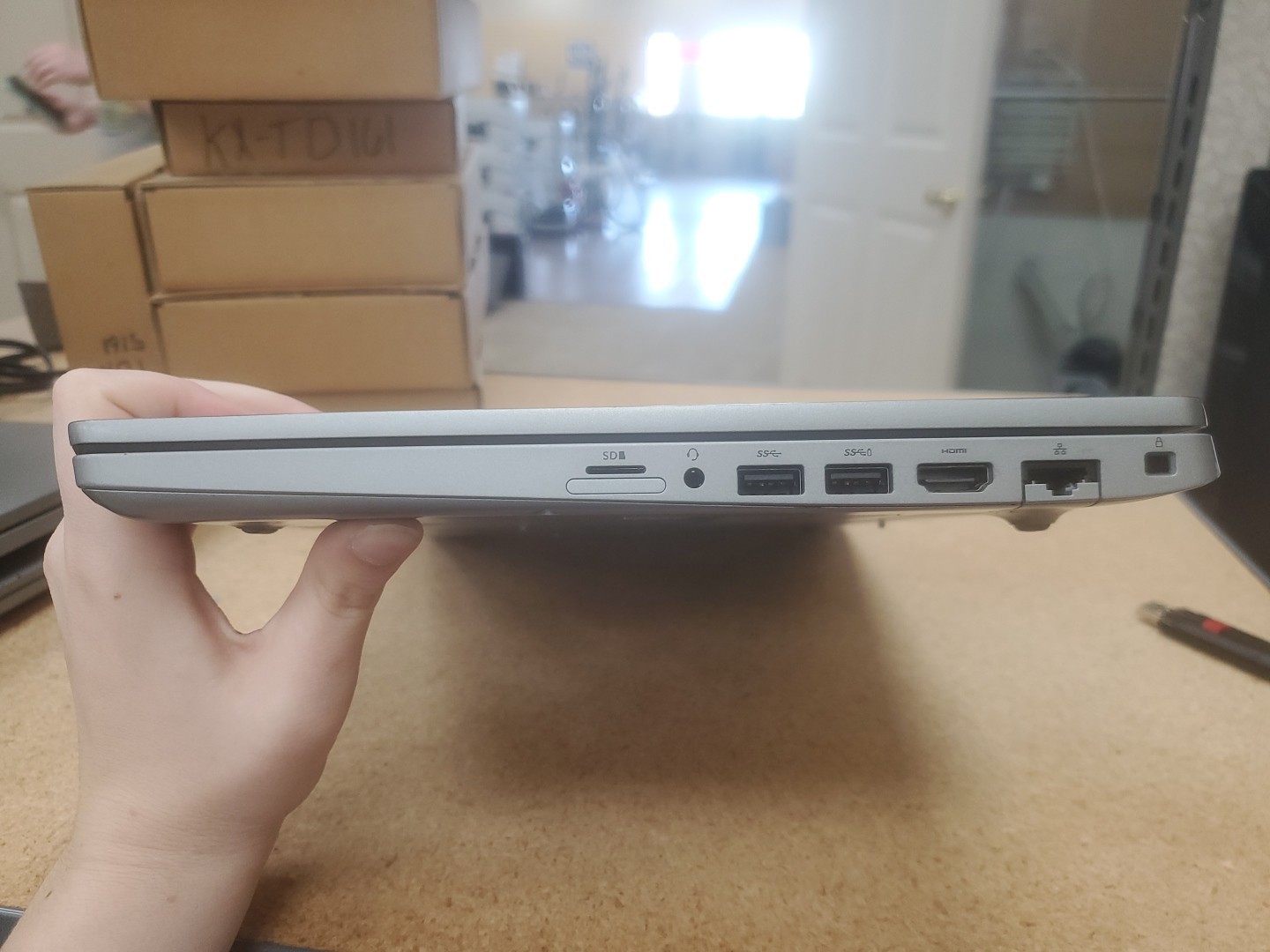 Dell Precision 3550 Laptop – i5-10310U 8GB 256GB SSD 15.6″ 051526-5