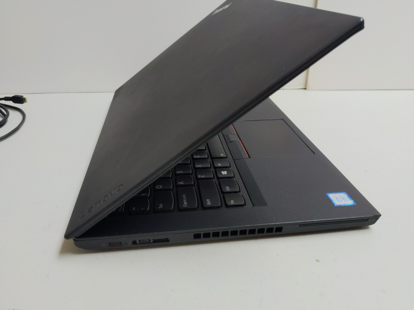 Lenovo Thinkpad T480 – i7-8550U, 12GB RAM, 256GB SSD, 1080p [Read]