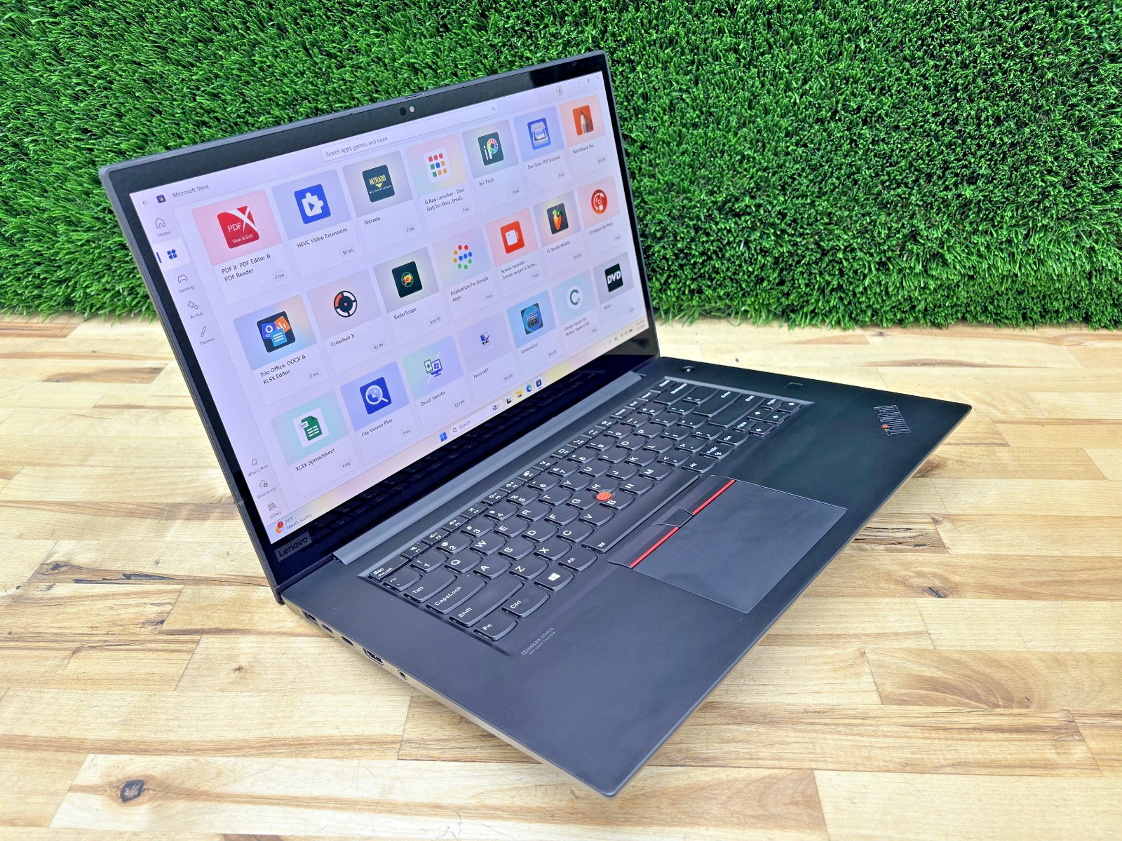Lenovo ThinkPad P1 Gen 3 4K i9-10th Gen 2.40GHz 32GB 512GB SSD NVIDIA Q T2000*