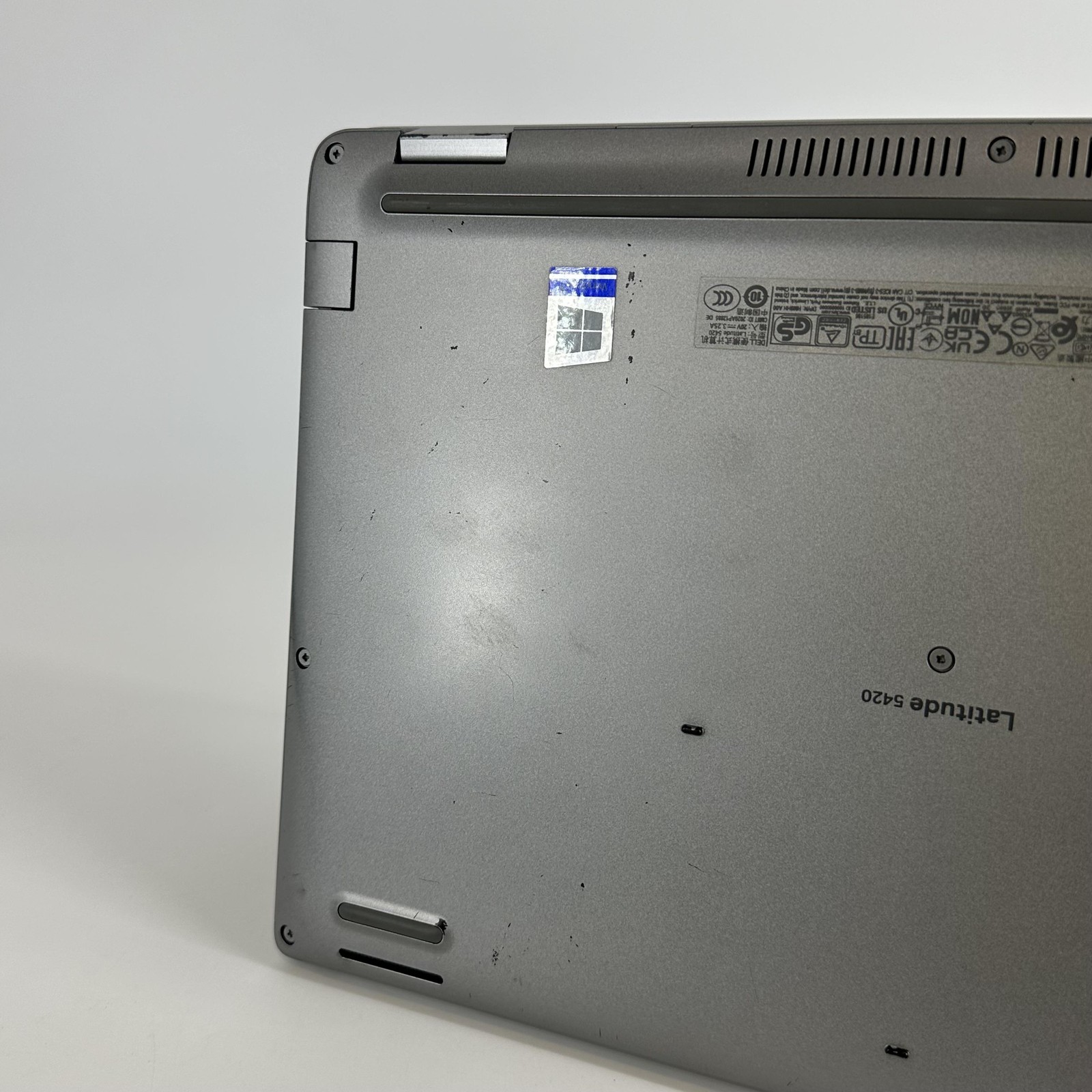Dell Latitude 5420 14 FHD i7-1185G7 3.00GHz 16GB 256GB SSD Good – Bad Battery
