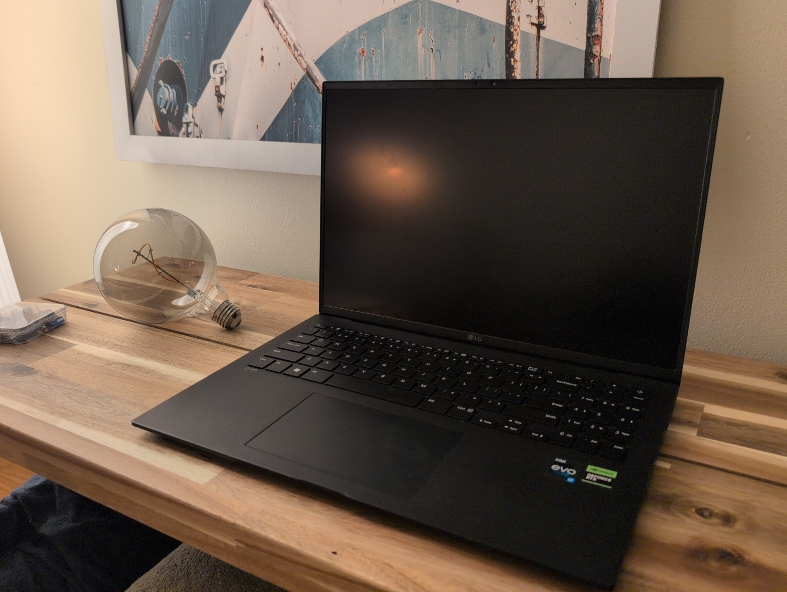 Laptop 17 Intel i7 13th Gen 32GB RAM 2TB SSD RTX3050 Black LG gram Lightweight