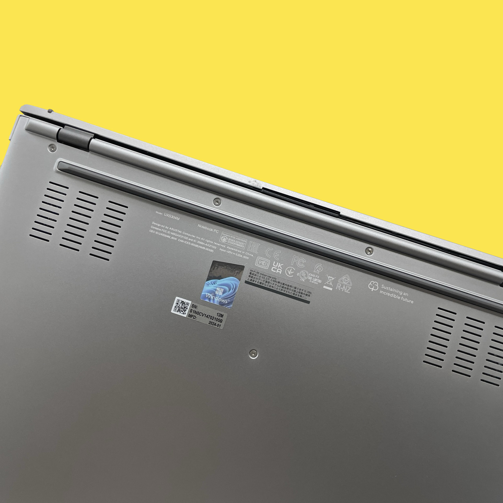 AS/IS ASUS ZenBook S13 UX5304M 13.3″ Intel Core Ultra 7 155U 1.7GHz #FP4311 (AR)
