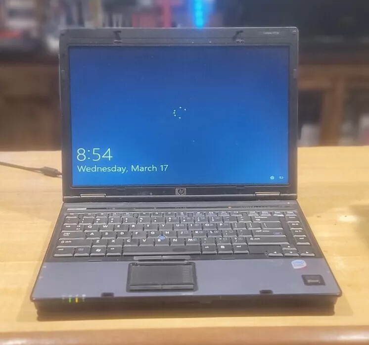HP Compaq 6910p 14″ Laptop • 2GB RAM • 70GB HD • Windows 10 • Core 2 Duo 2ghz