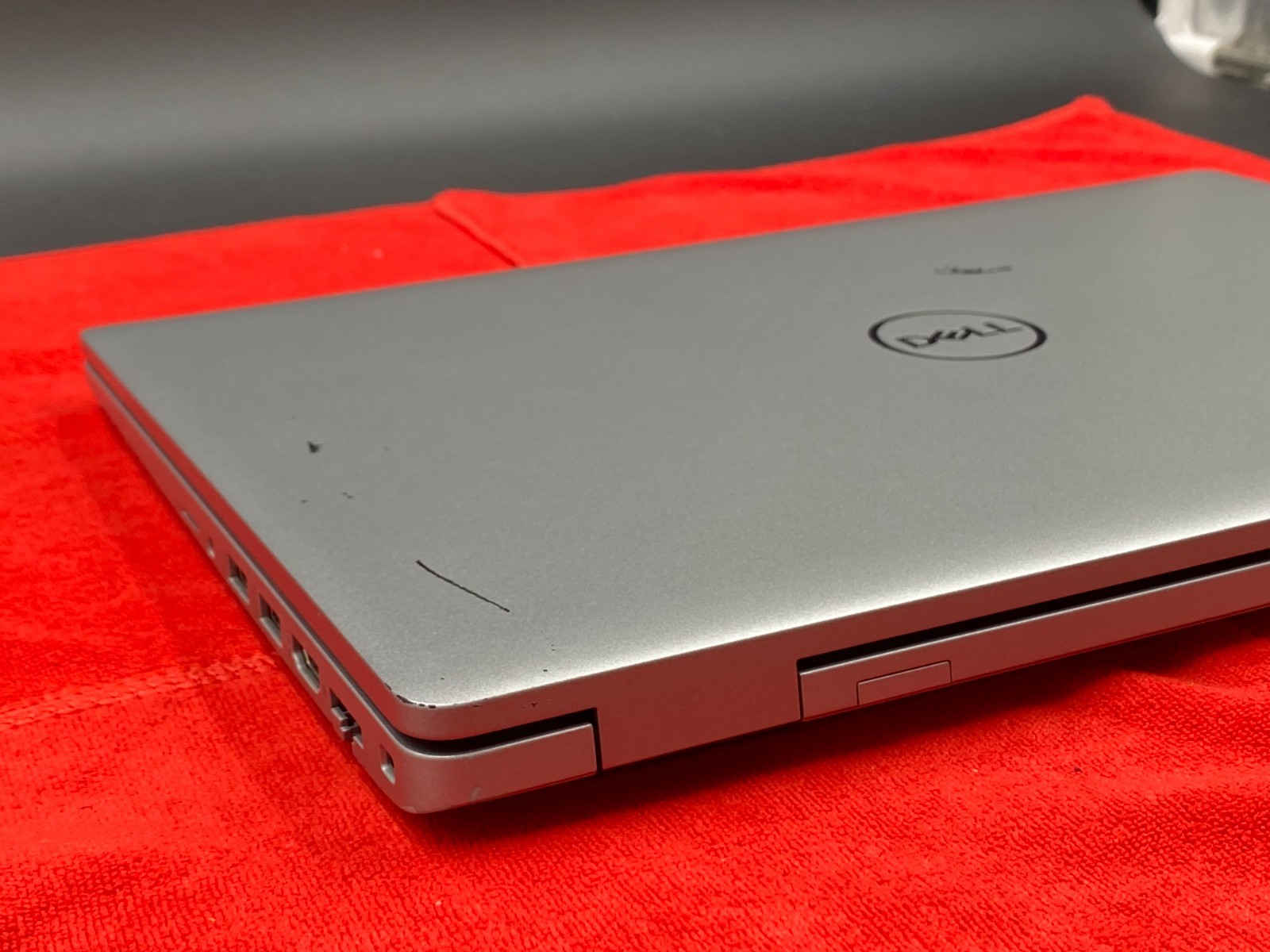 DELL PRECISION 3570 15.6′ i7-1255U 16GB DDR5 RAM 256GB NVMe NVIDIA T550+CHARGER