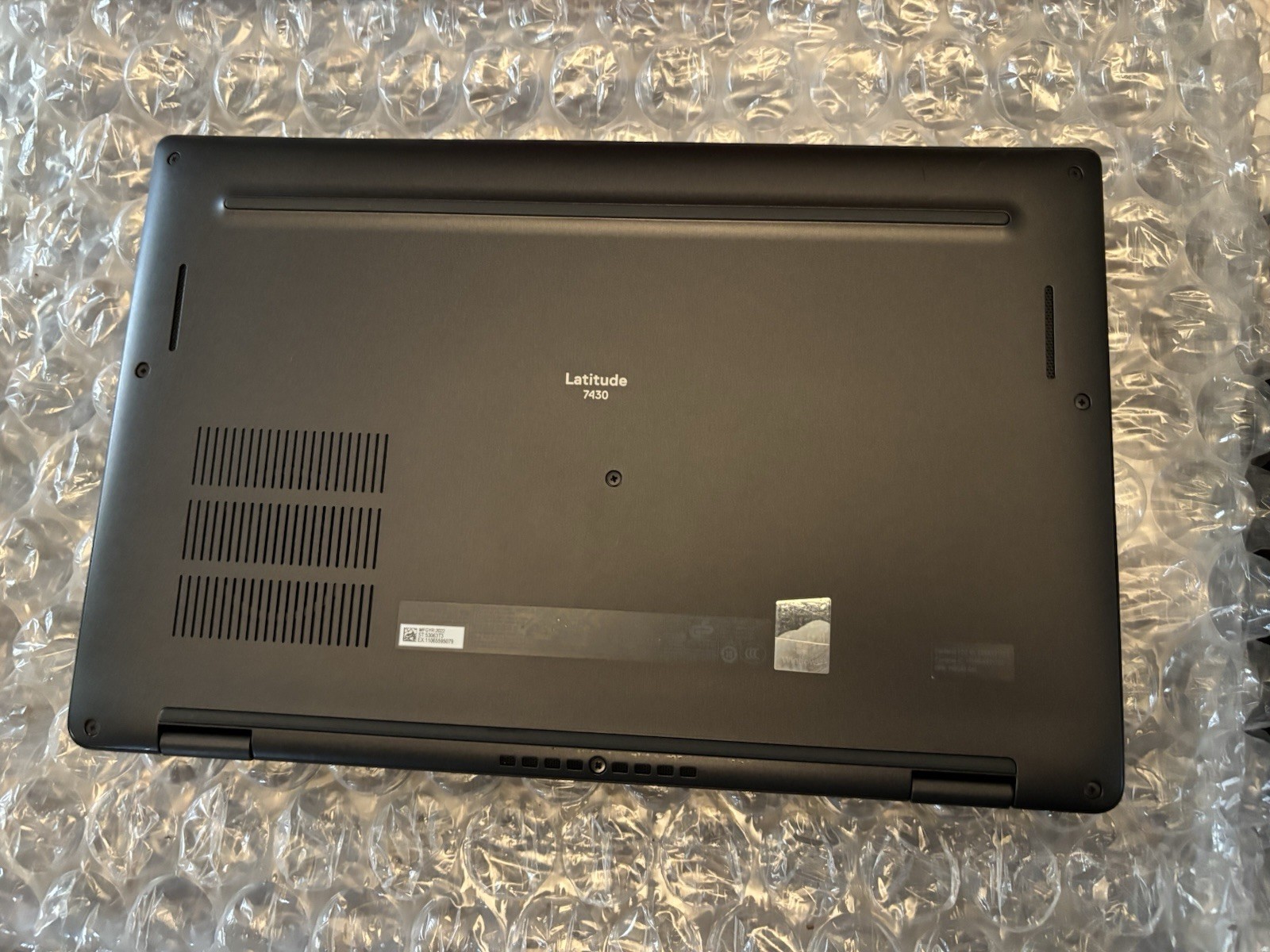 Dell Latitude 7430 14″ Laptop Intel i7 4.8GHz 16GB RAM 512GB SSD Windows 11 Pro